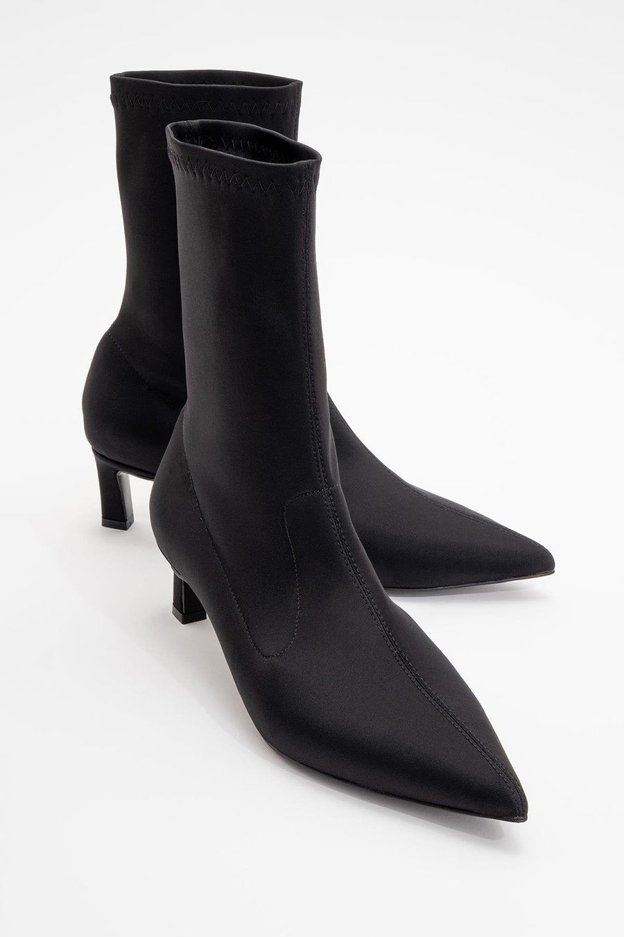 Lewin Black Stretch Pointed Toe Stiletto Boot