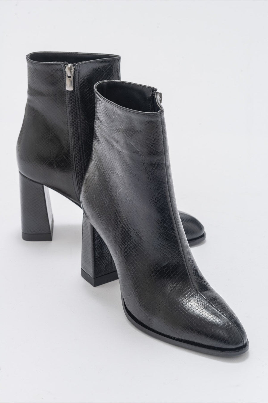 Jewel Black Pattern High Heel Boot