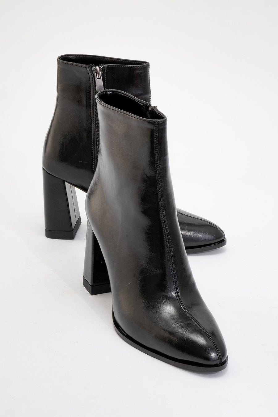 Jewel Black Cilt High Heel Boot