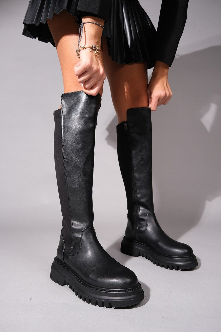 Shadow Black Boot