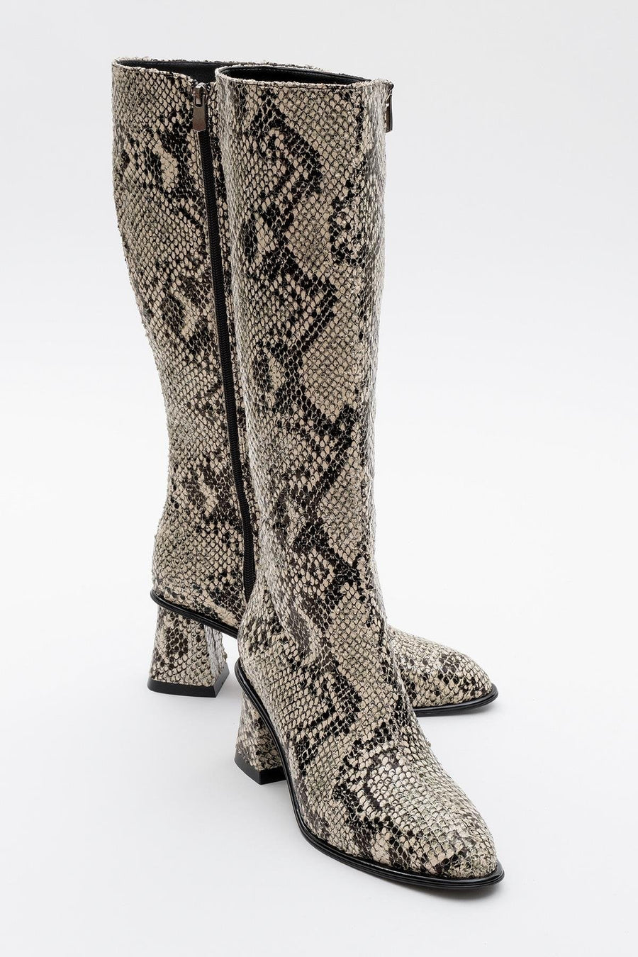Elly Black White Pattern Block Heel Boot