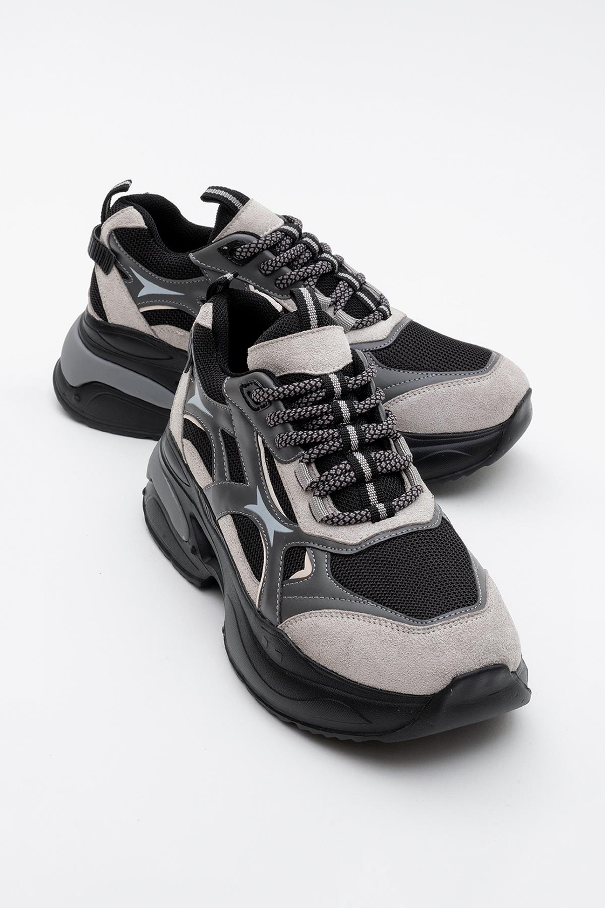 Marron - Black Sport Sneakers – front three-quarter view showing leather, black, red, Vowalisse