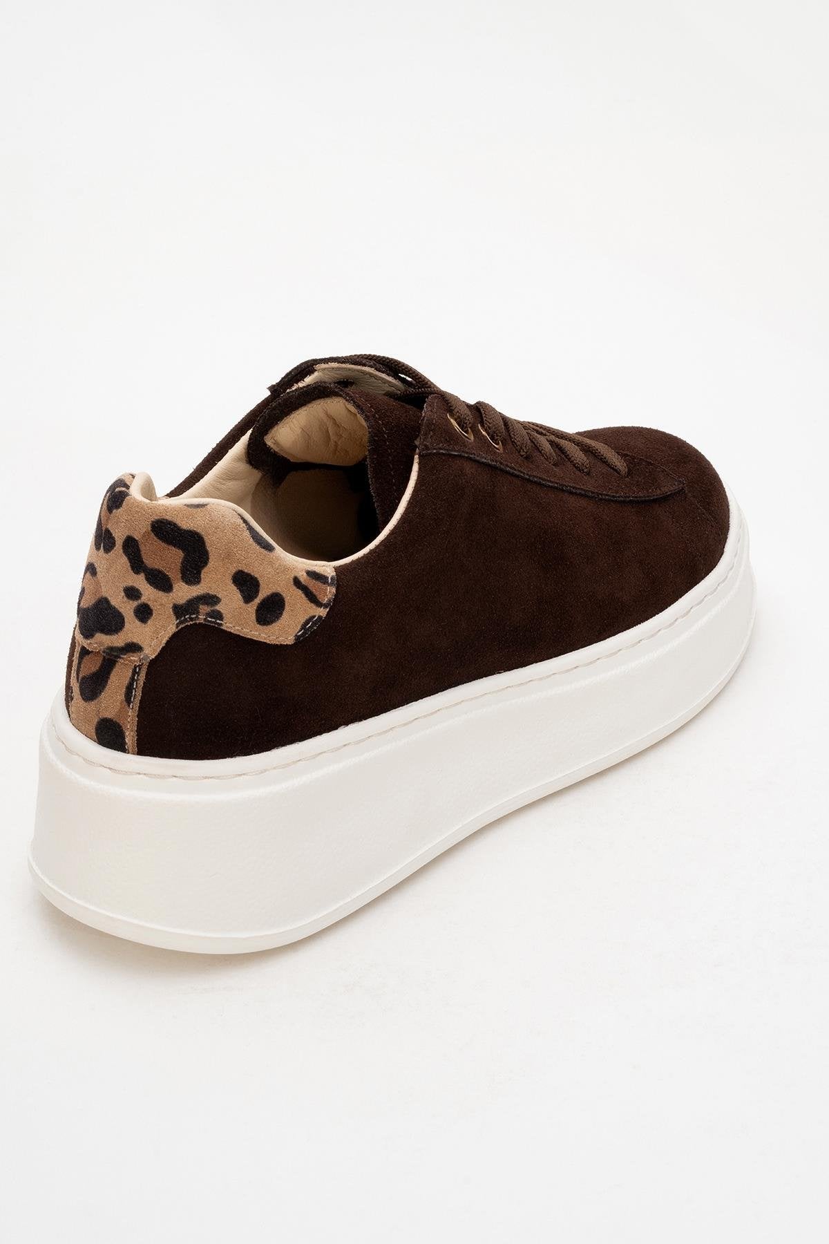 Gueno - Brown Genuine Leather Sneaker – heel view showing leather, Vowalisse