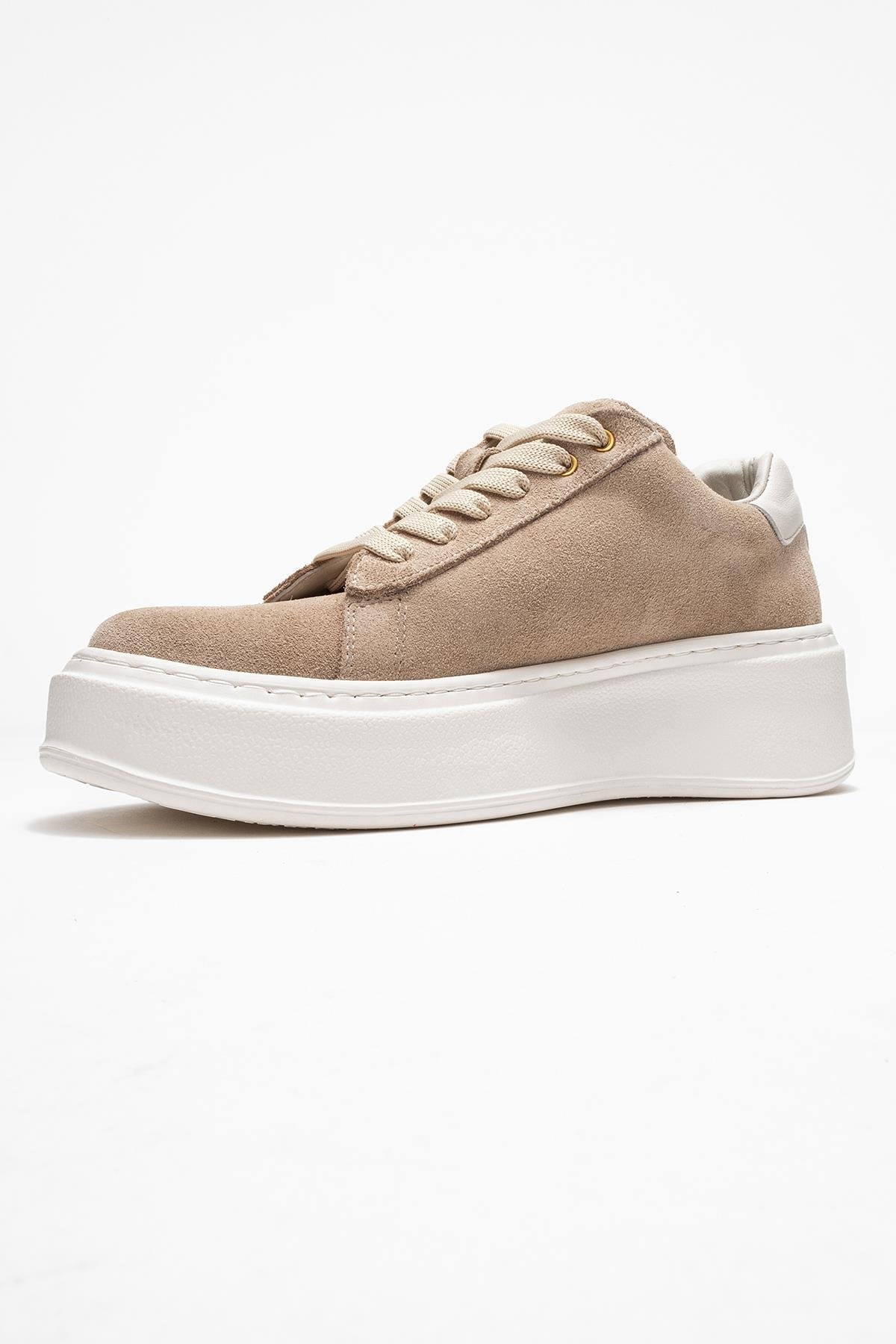 Gueno - Beige Genuine Leather Sneaker – heel view showing leather, Vowalisse
