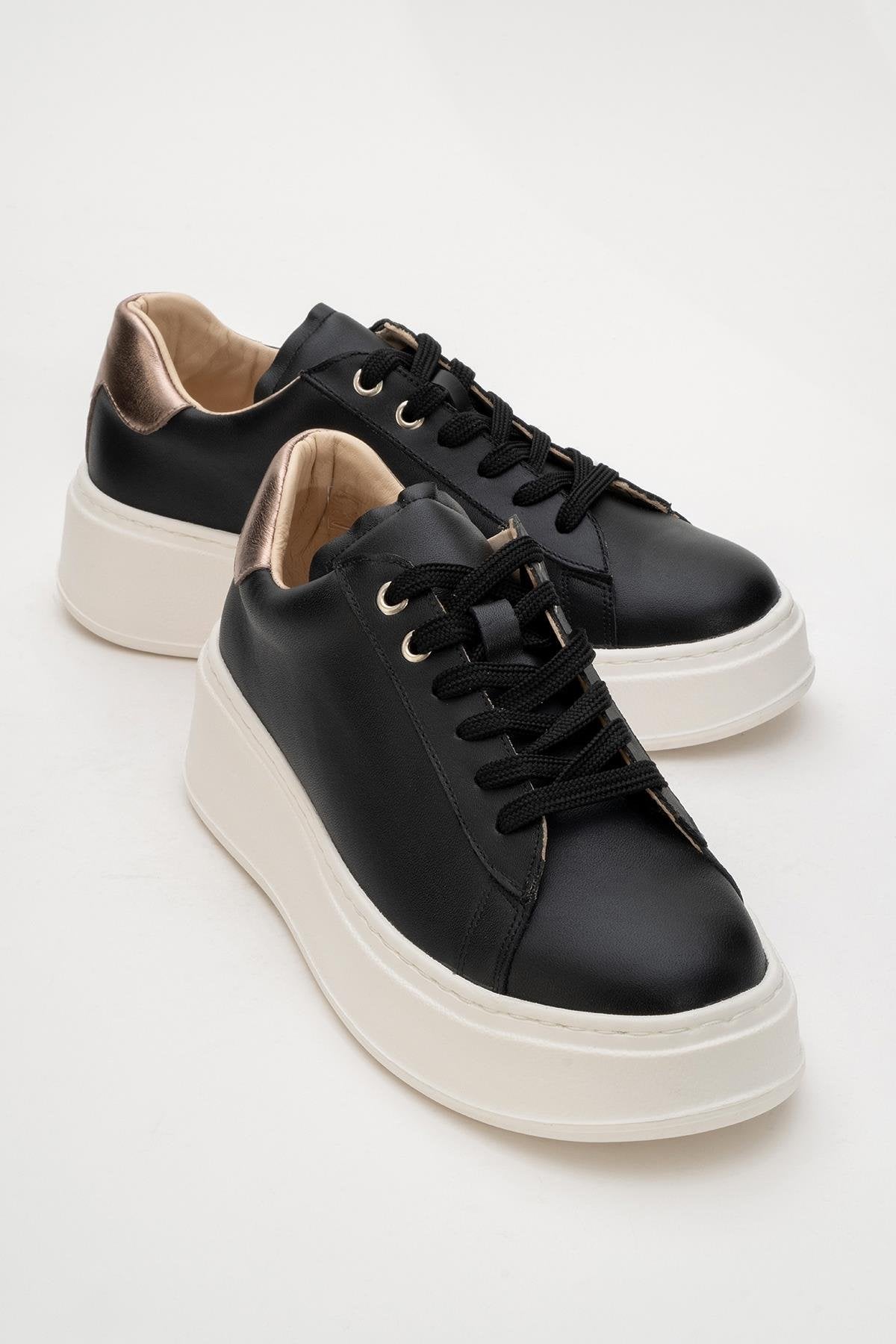Gueno - Black Genuine Leather Sneaker – front three-quarter view showing leather, black, red, Vowalisse