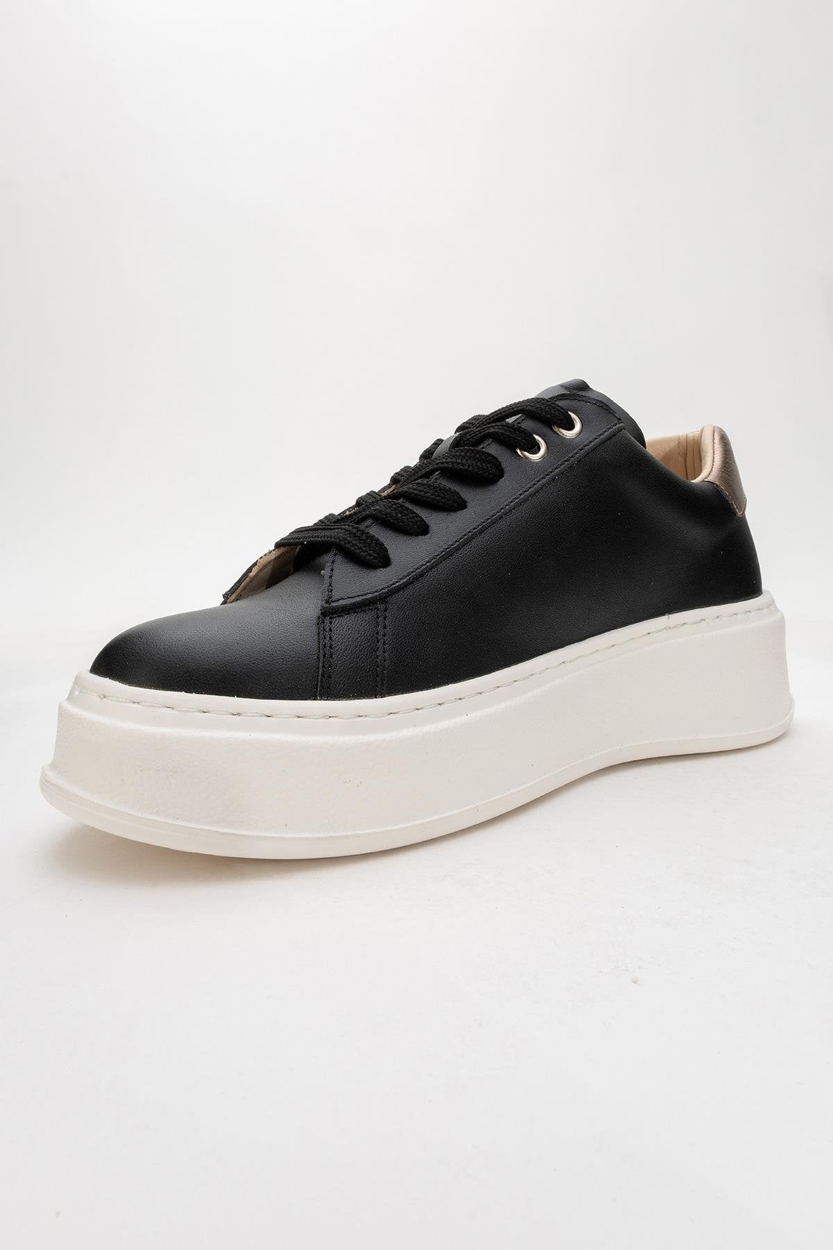 Gueno - Black Genuine Leather Sneaker – detail view showing leather, black, red, Vowalisse