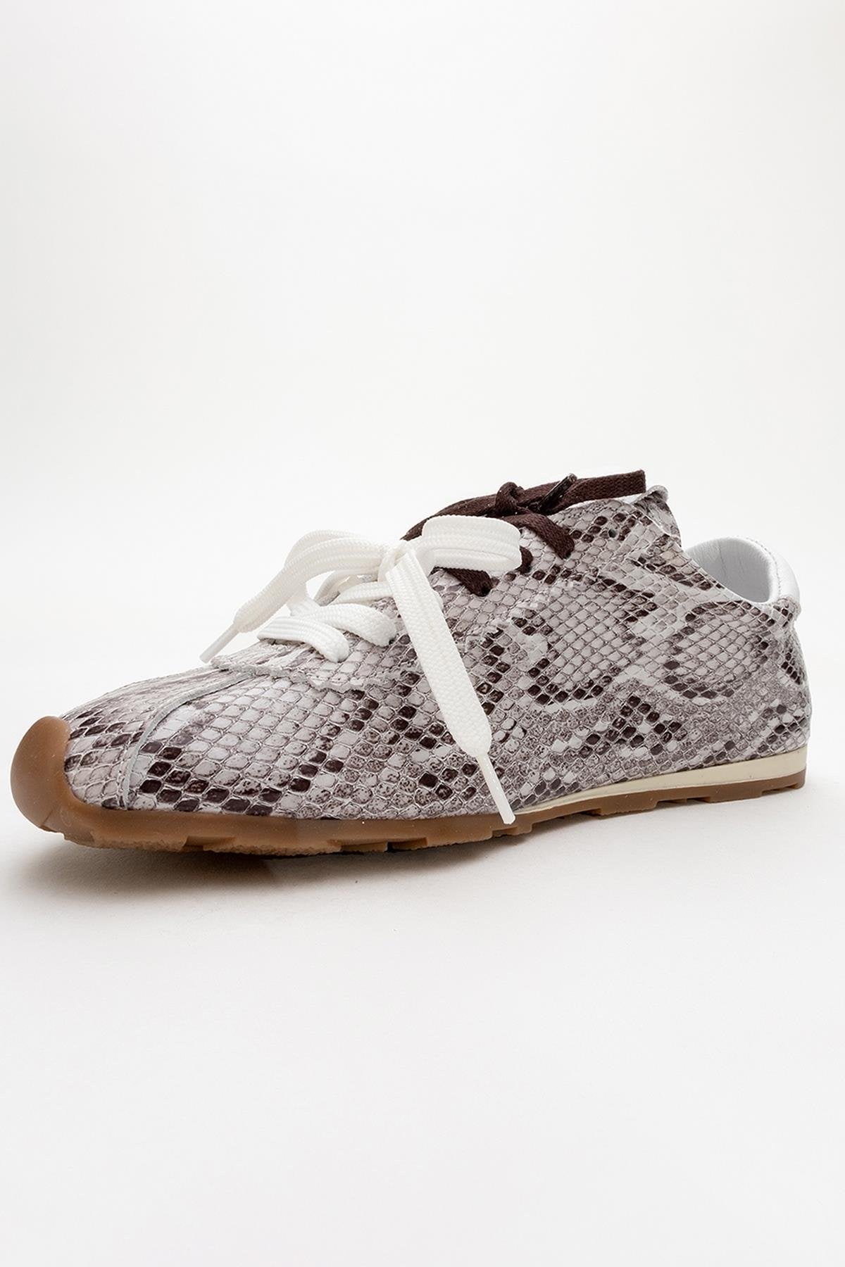 Crea - Gray Croco Leather Sneakers – heel view showing leather, red, Vowalisse