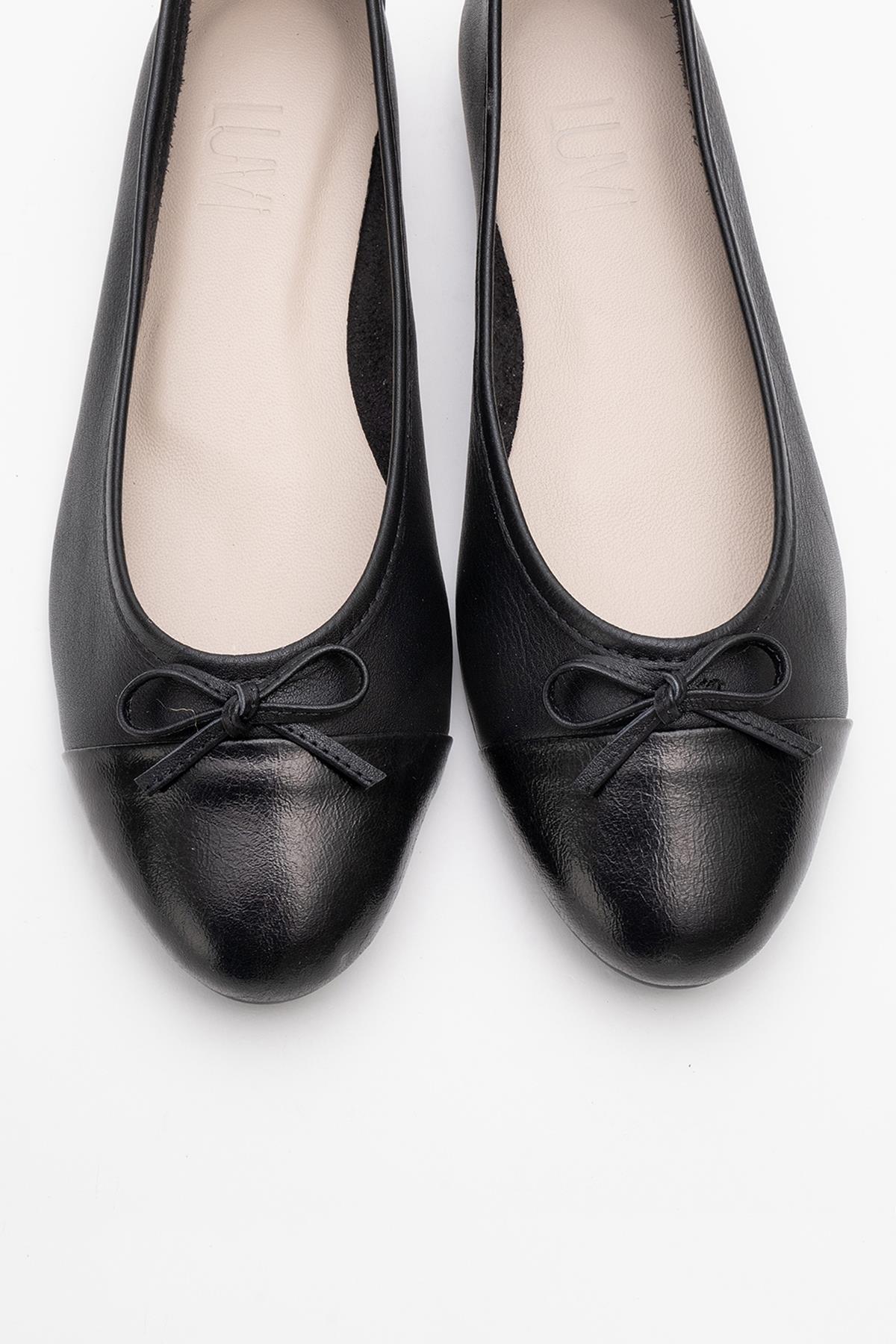 Jens - Black Toe Cap Leather Ballet Flats – side view showing bow, leather, black, Vowalisse