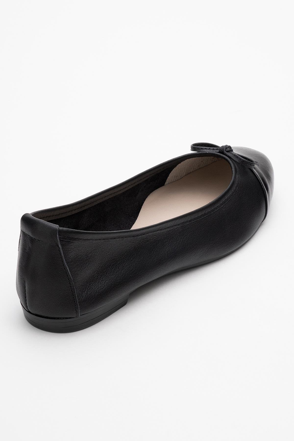 Jens - Black Toe Cap Leather Ballet Flats – heel view showing bow, leather, black, Vowalisse