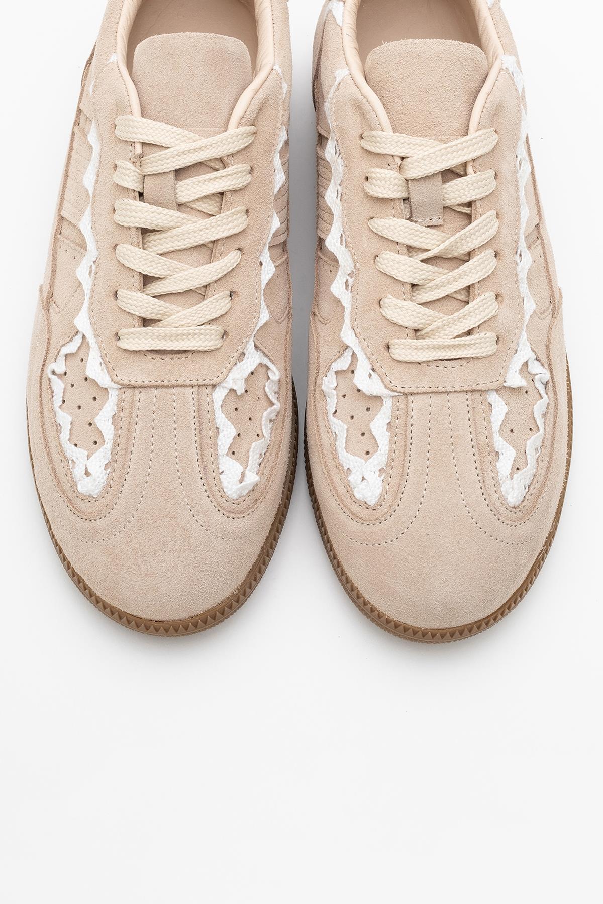 Shiva - Beige Suede Leather Sneakers – side view showing leather, suede, Vowalisse