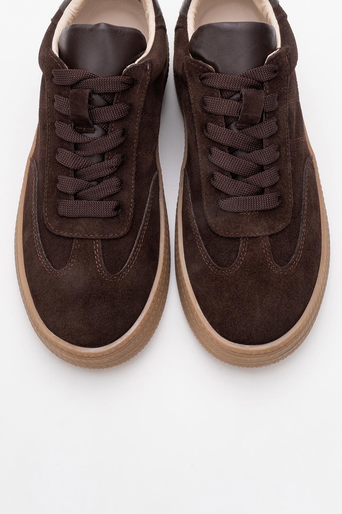Fiore - Brown Leather Sneakers – side view showing leather, red, Vowalisse
