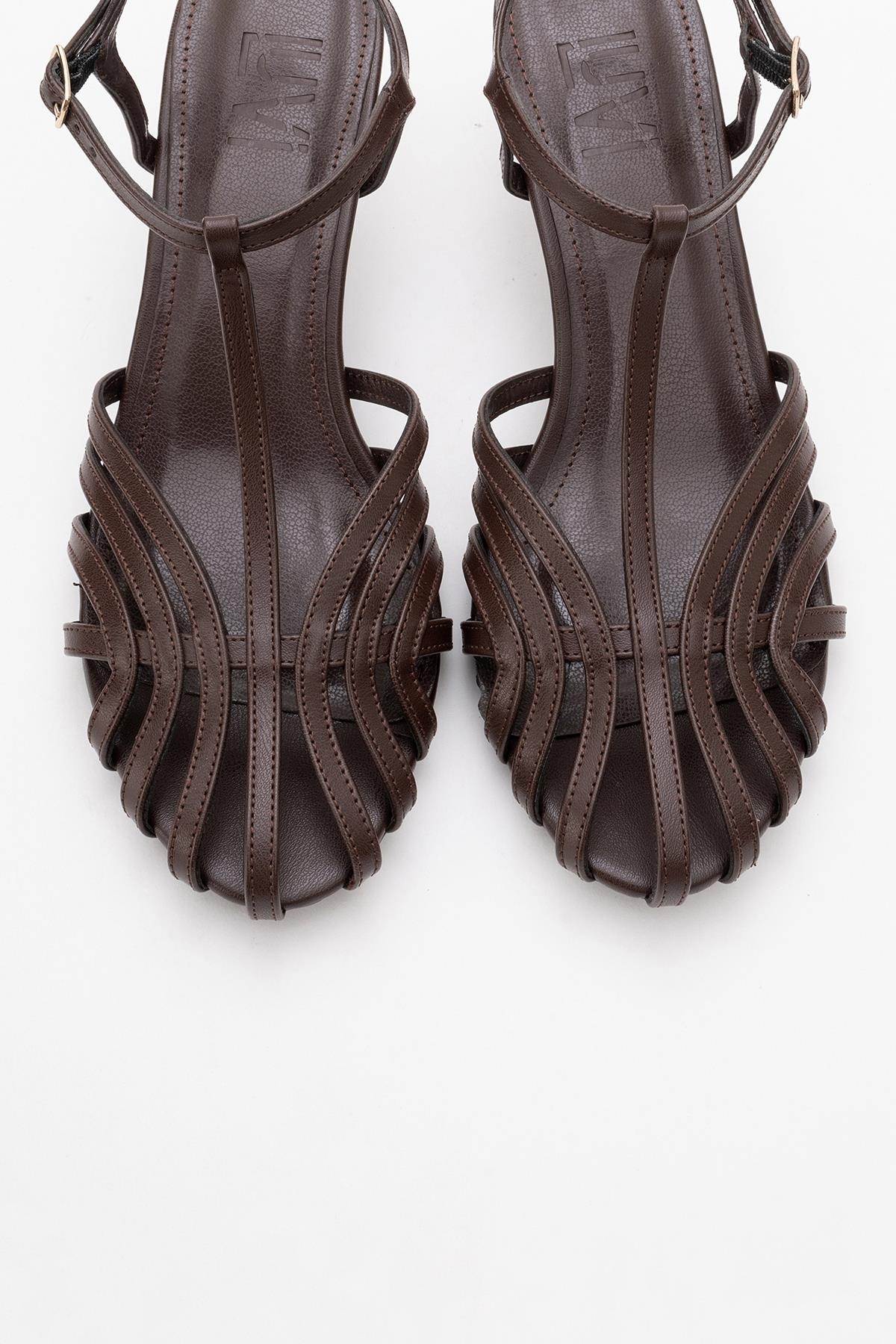 Felip - Brown Strappy Low Heel Sandal – side view showing leather, red, Vowalisse