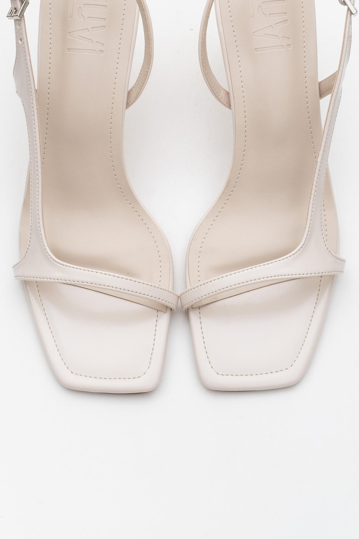 Melby - Off-White Heeled Shoe – side view showing leather, white, Vowalisse