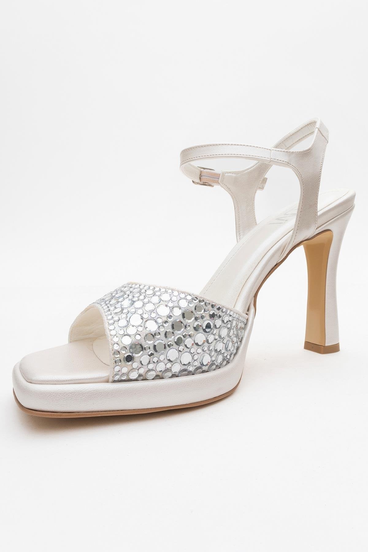 Anche - Pearl Jeweled Evening Shoe – heel view showing pearl, leather, Vowalisse