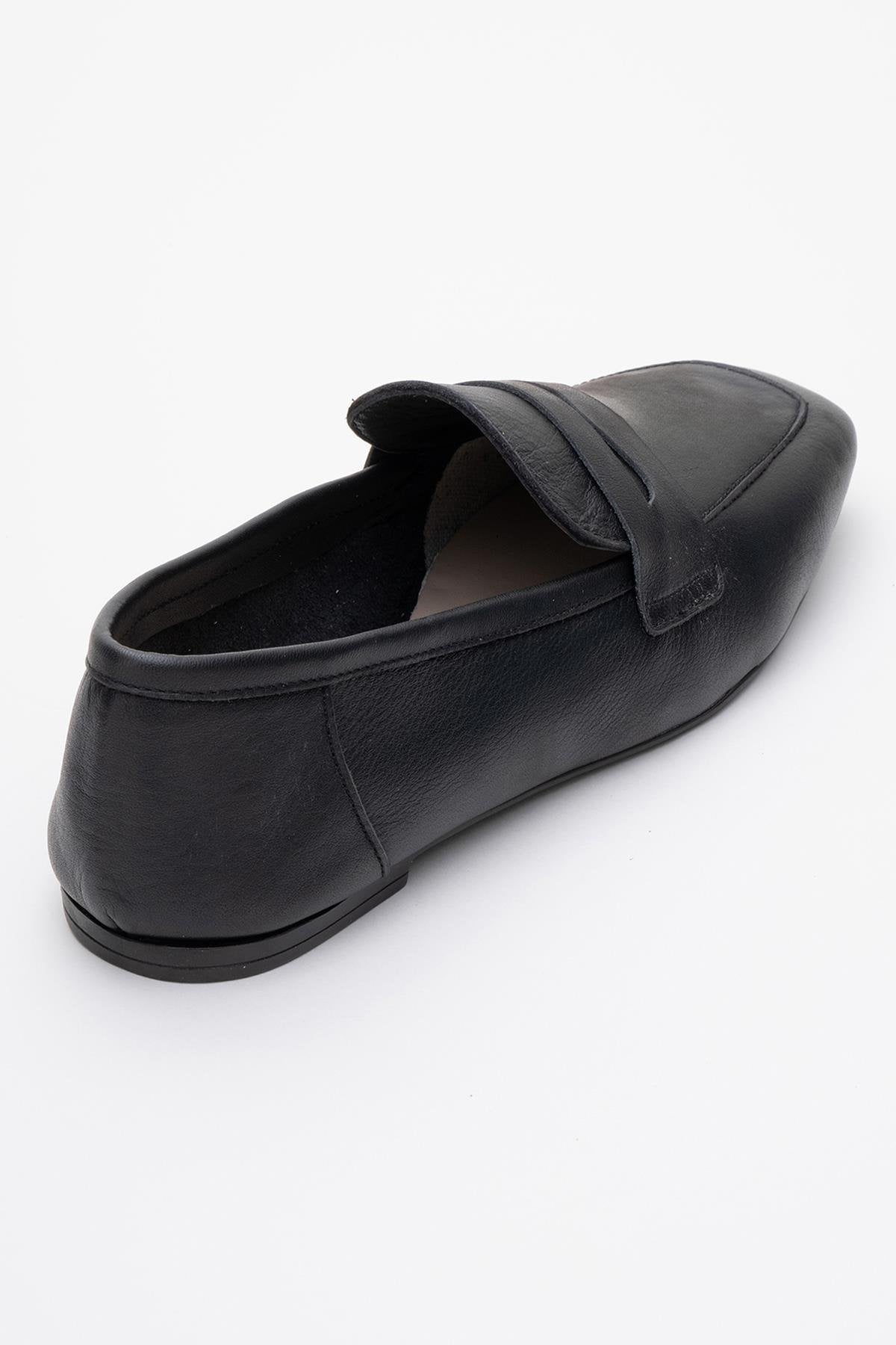 Morne - Black Leather Loafers – back view showing leather, black, Vowalisse