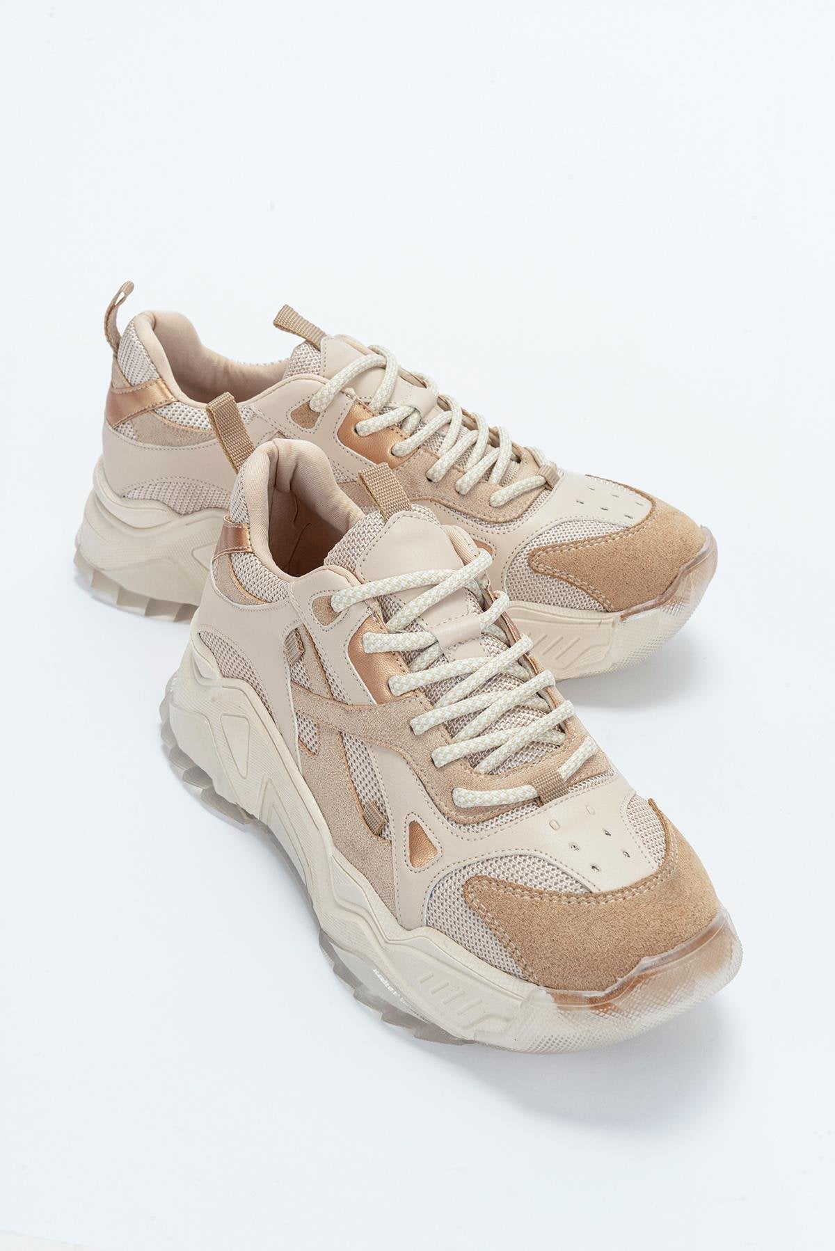 Loretta - Beige Platform Sneakers – front three-quarter view showing red, Vowalisse