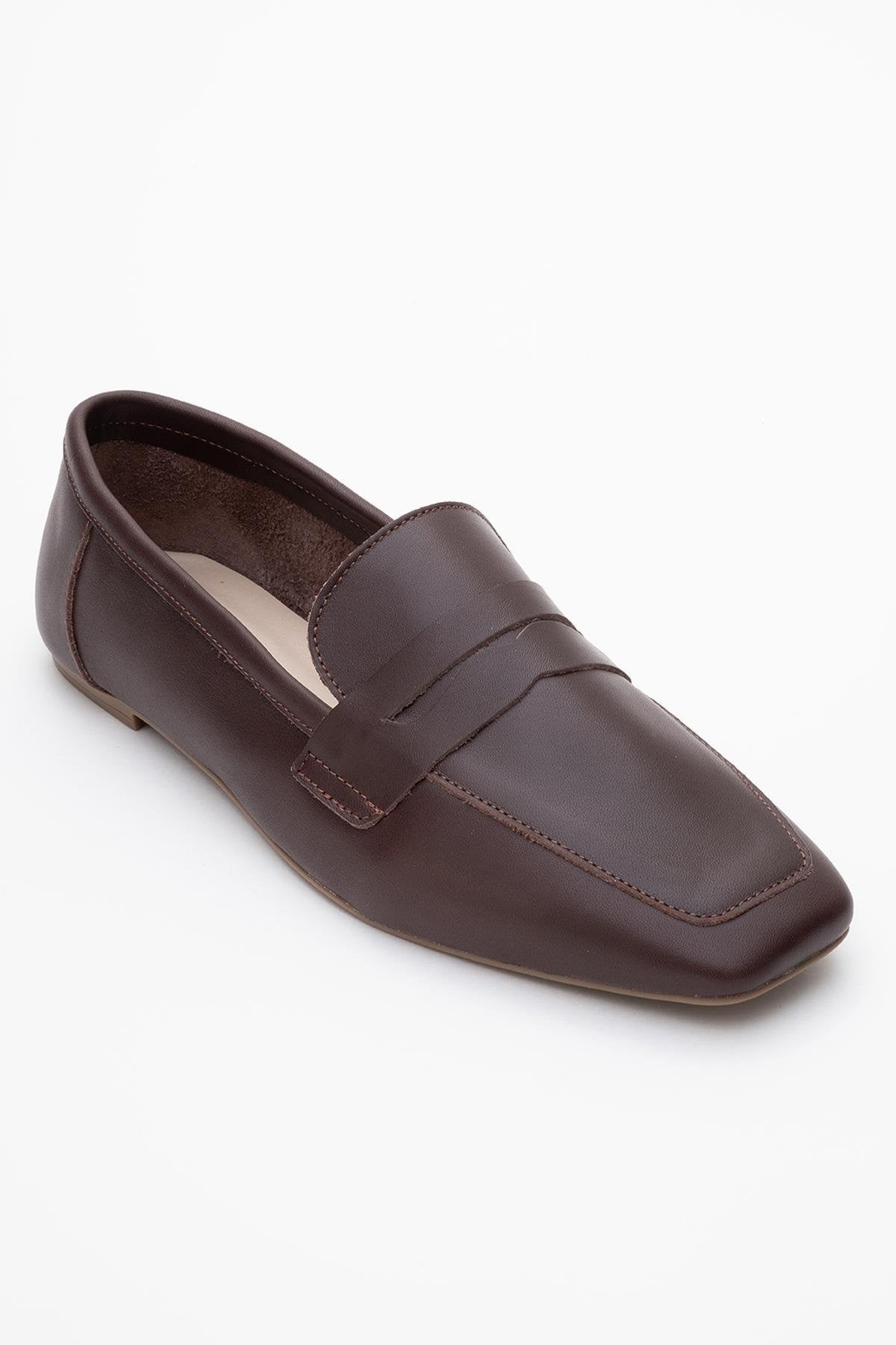 Morne - Dark Brown Leather Loafers – detail view showing leather, Vowalisse
