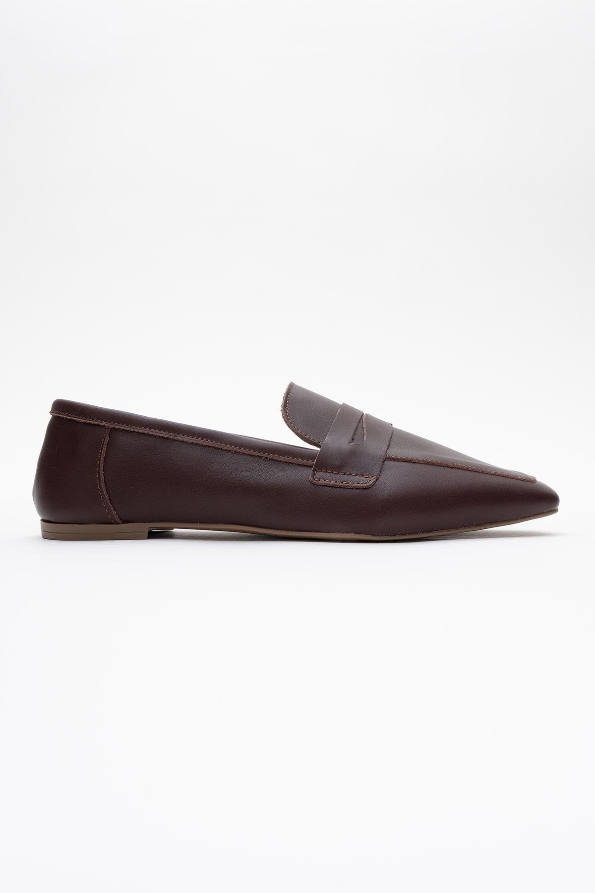 Morne - Dark Brown Leather Loafers – top view showing leather, Vowalisse