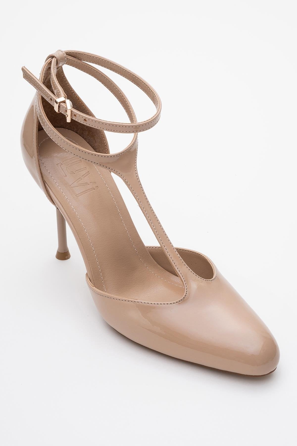 Jon - Beige Patent Stiletto Heel Shoe – detail view showing leather, Vowalisse