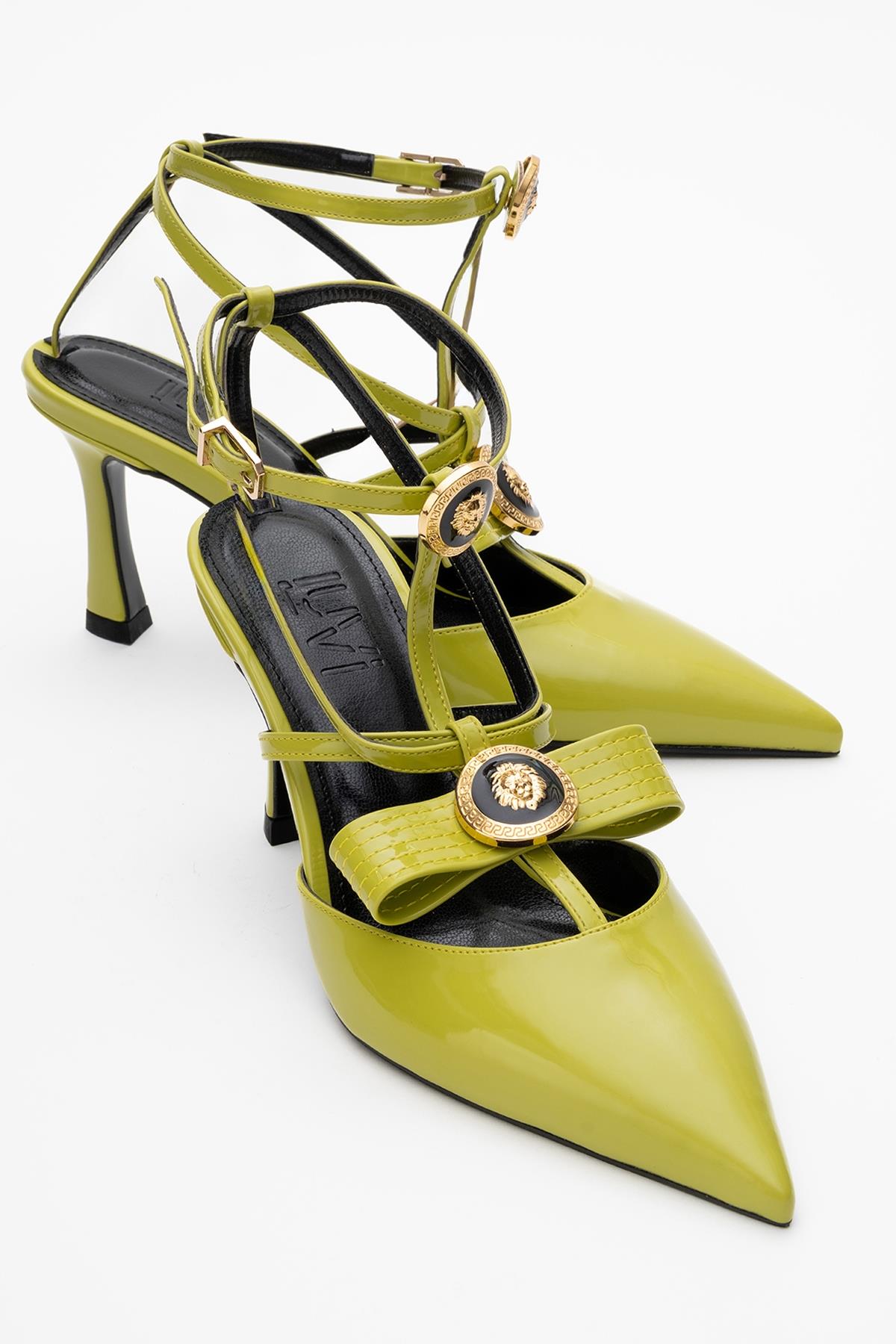 Peal - Green Patent Heeled Shoe – front three-quarter view showing leather, green, Vowalisse