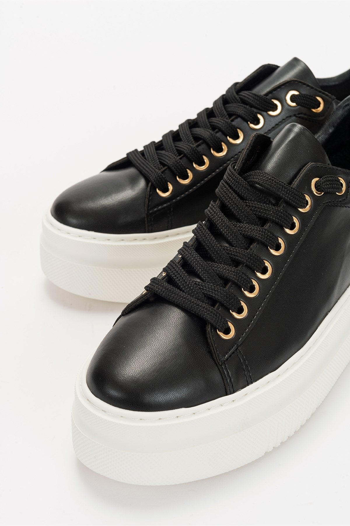 Violette - Black Sneaker – side view showing leather, black, Vowalisse