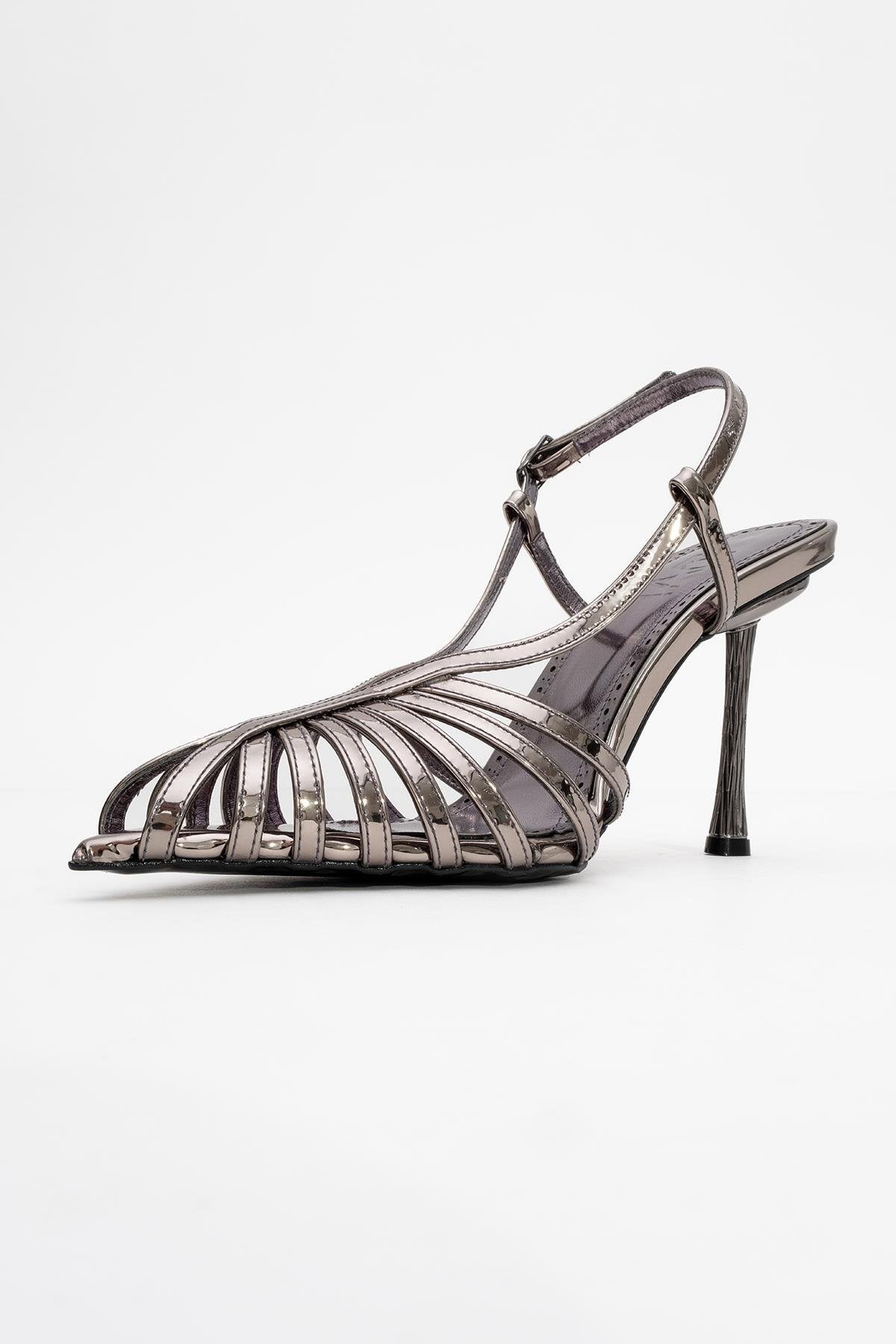 Leaf - Platinum Mirror High Heel Pump – heel view showing leather, Vowalisse