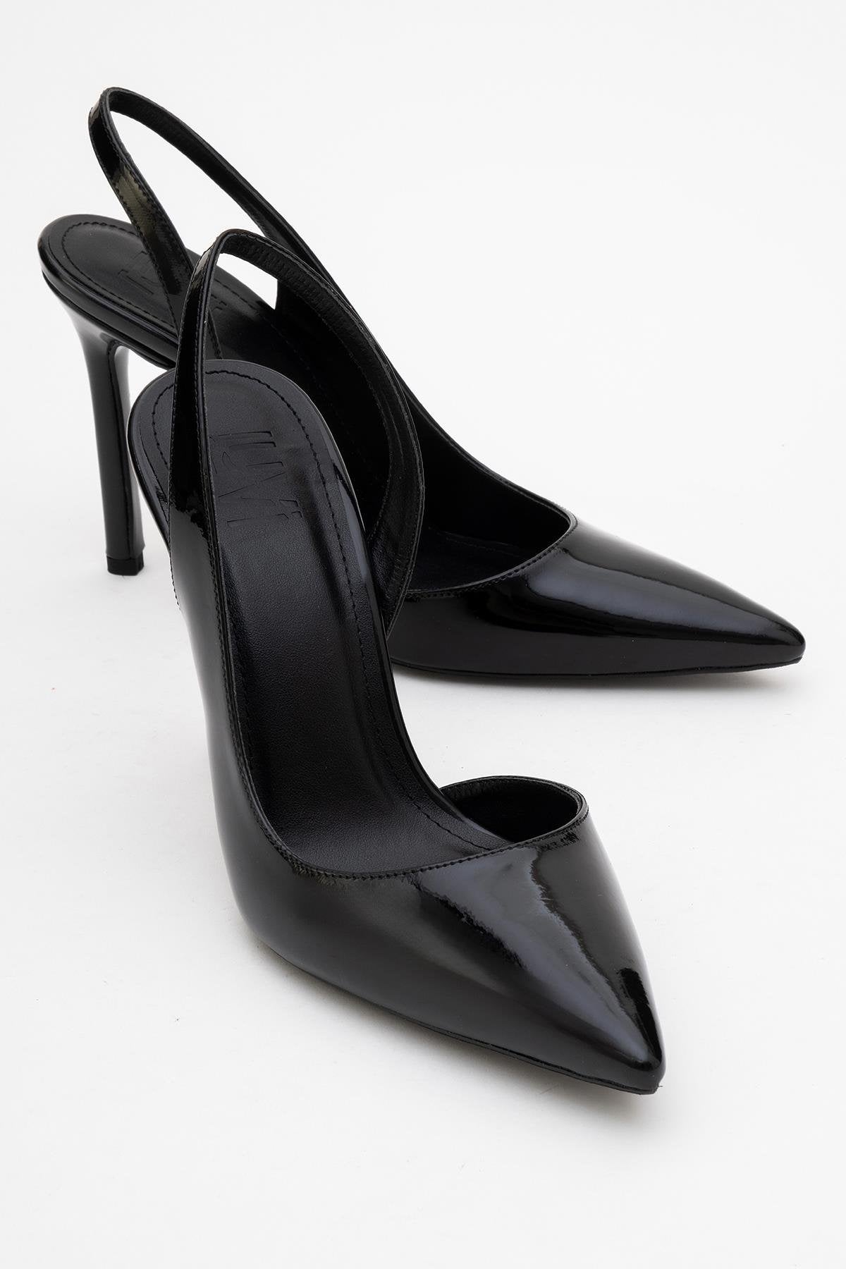Twine - Black Patent Heeled Shoe – front three-quarter view showing leather, black, Vowalisse