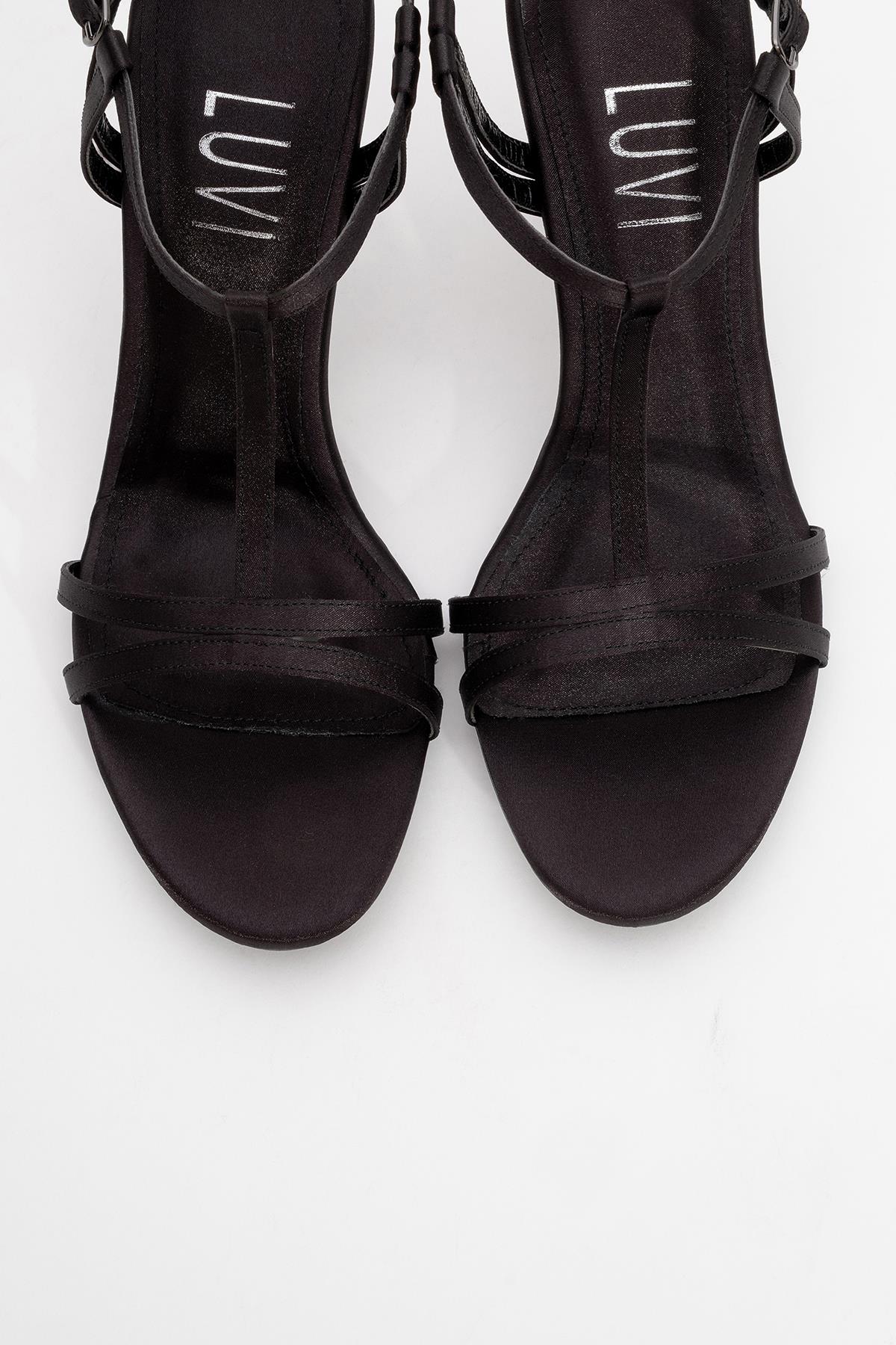 Credo - Black Satin High Heel Shoe – side view showing satin, leather, black, Vowalisse