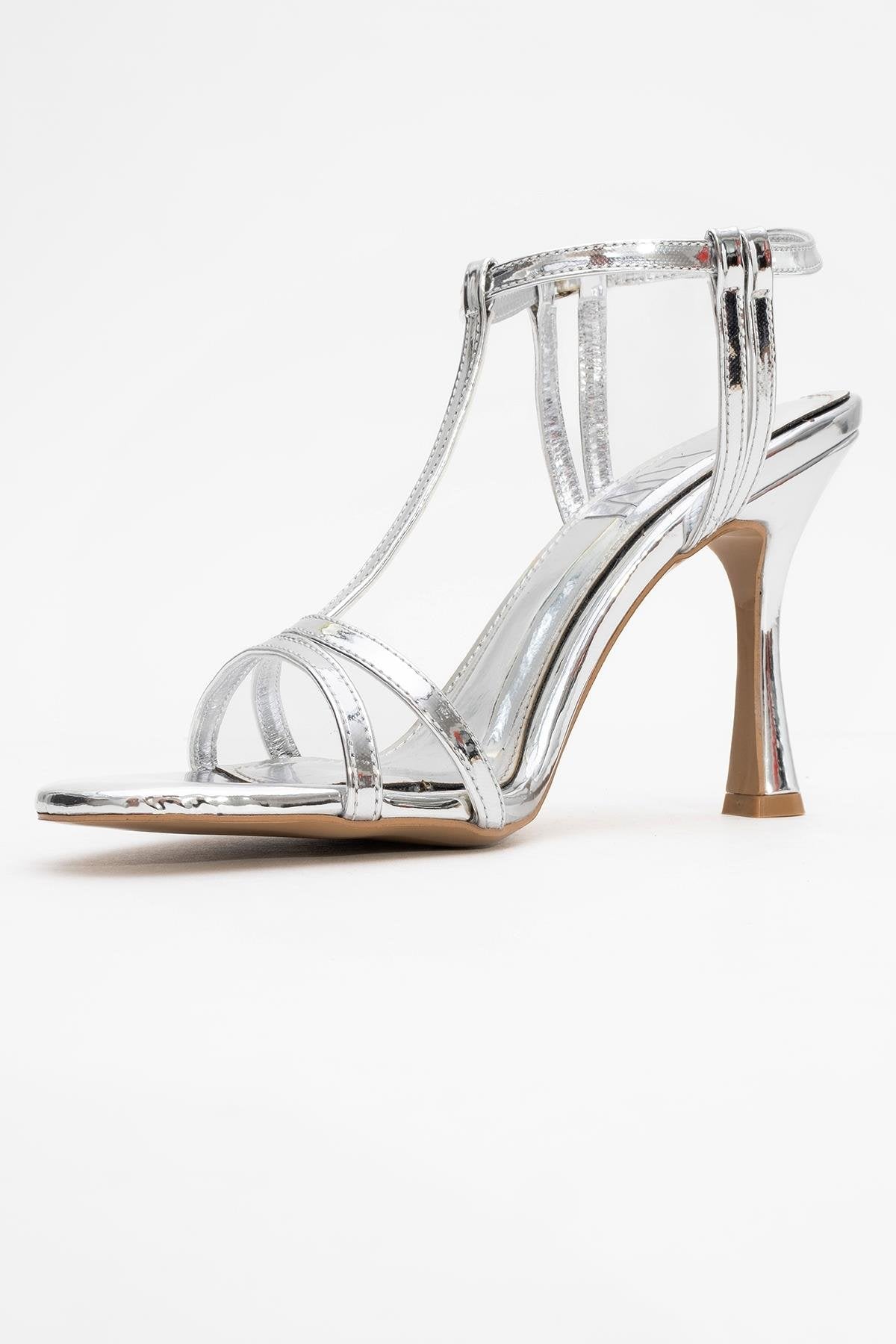 Credo - Silver High Heel Shoe – heel view showing leather, metallic, silver, Vowalisse