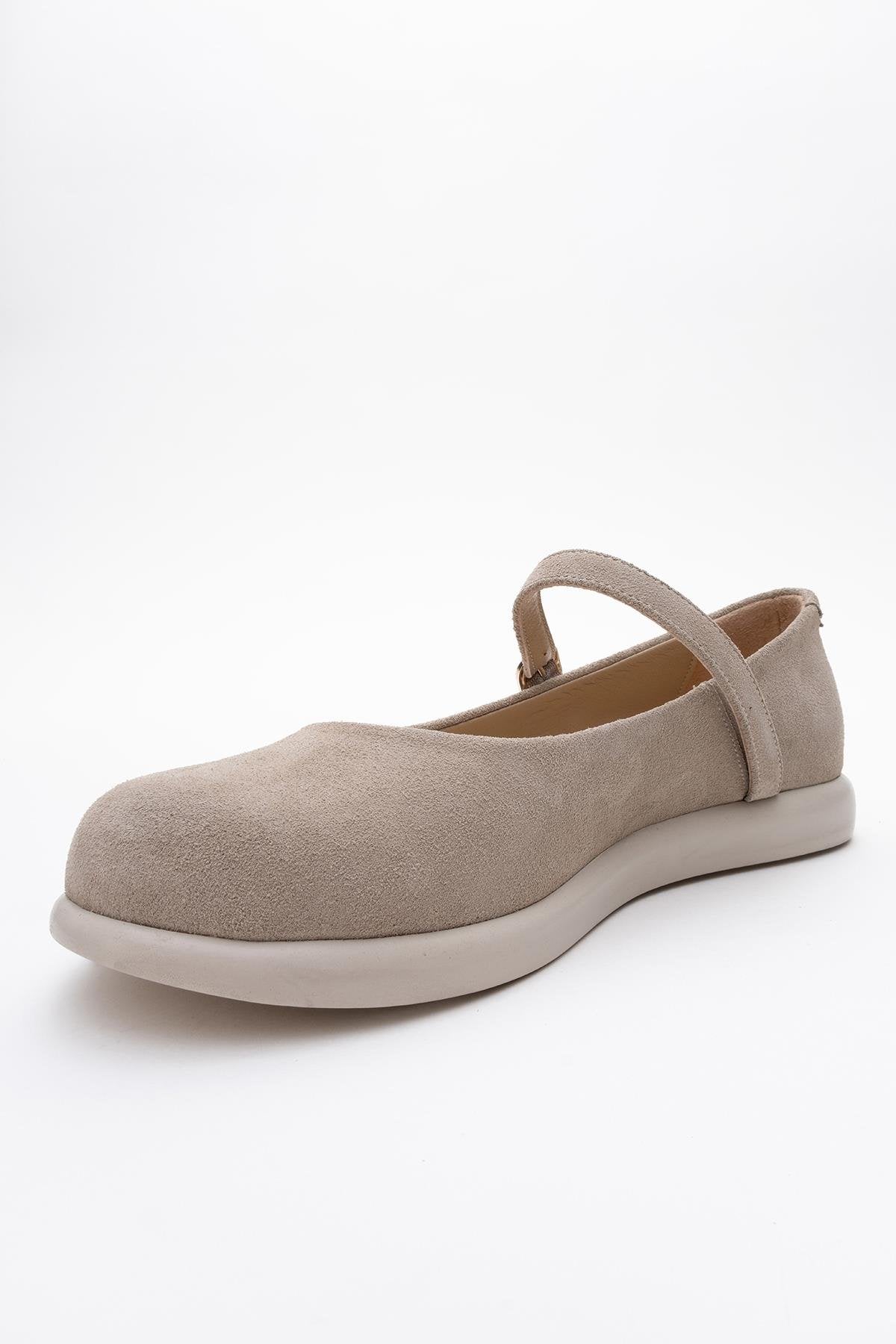 ANISA Beige Suede Leather Strap Flat – heel view showing leather, suede, Vowalisse