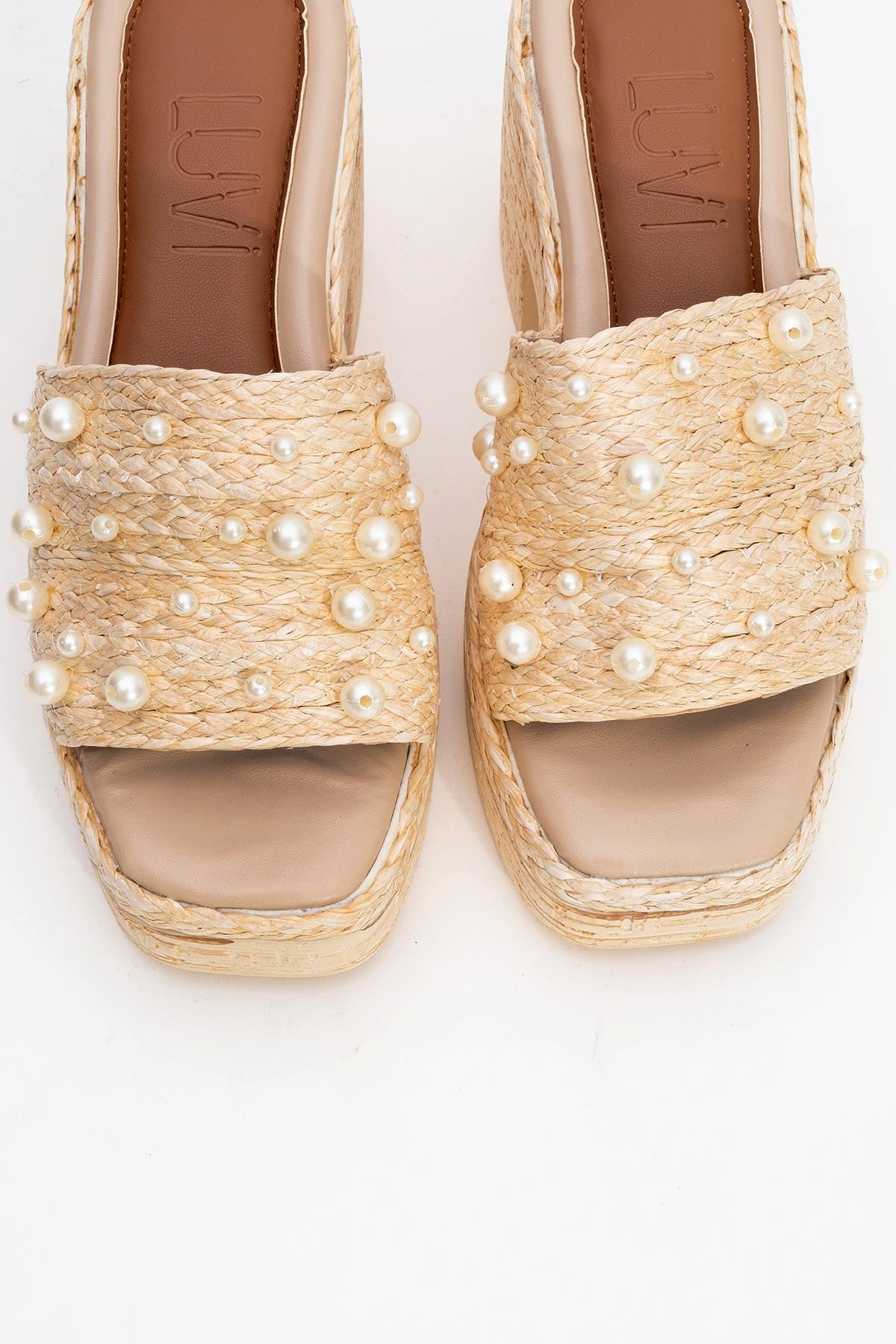 Rayne - Beige Straw Pearl Platform Heel Mule – side view showing pearl, leather, Vowalisse