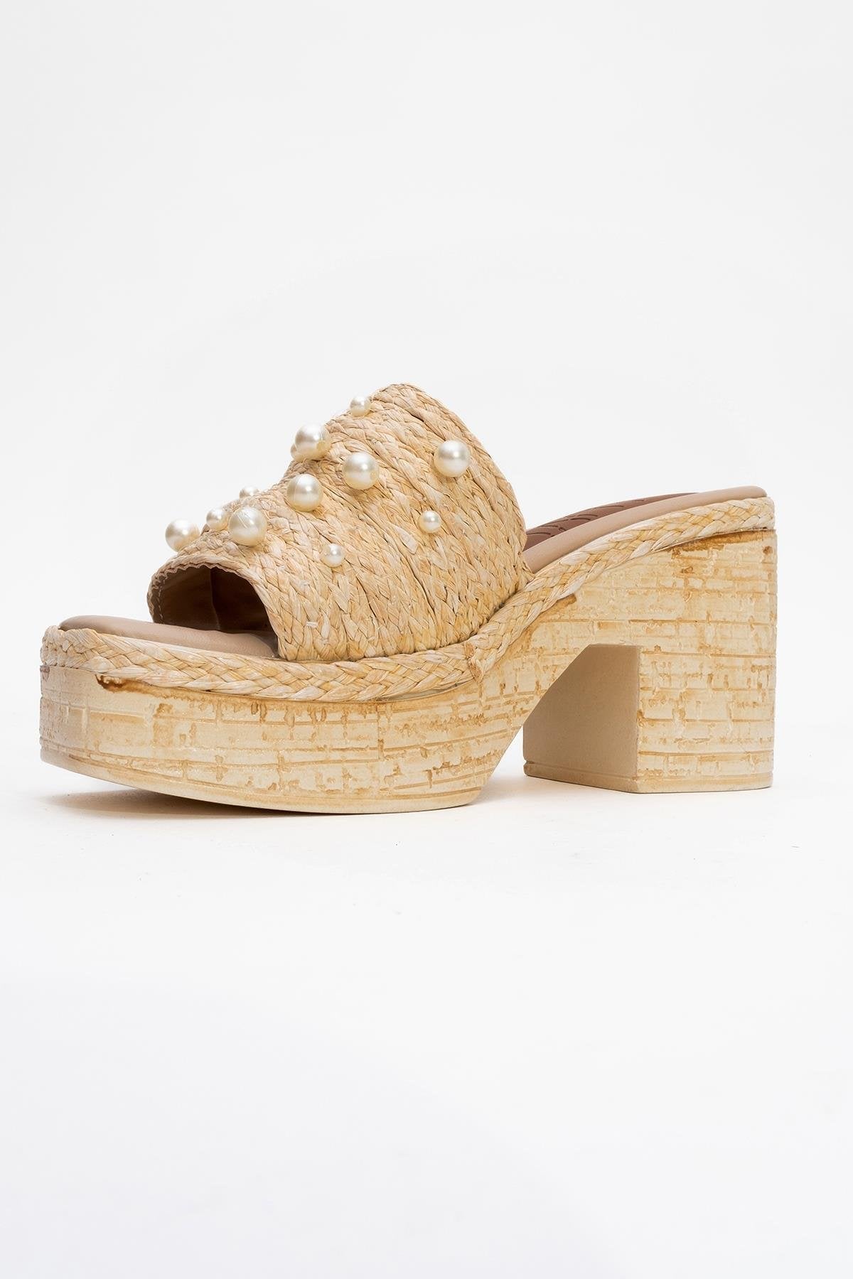 Rayne - Beige Straw Pearl Platform Heel Mule – heel view showing pearl, leather, Vowalisse
