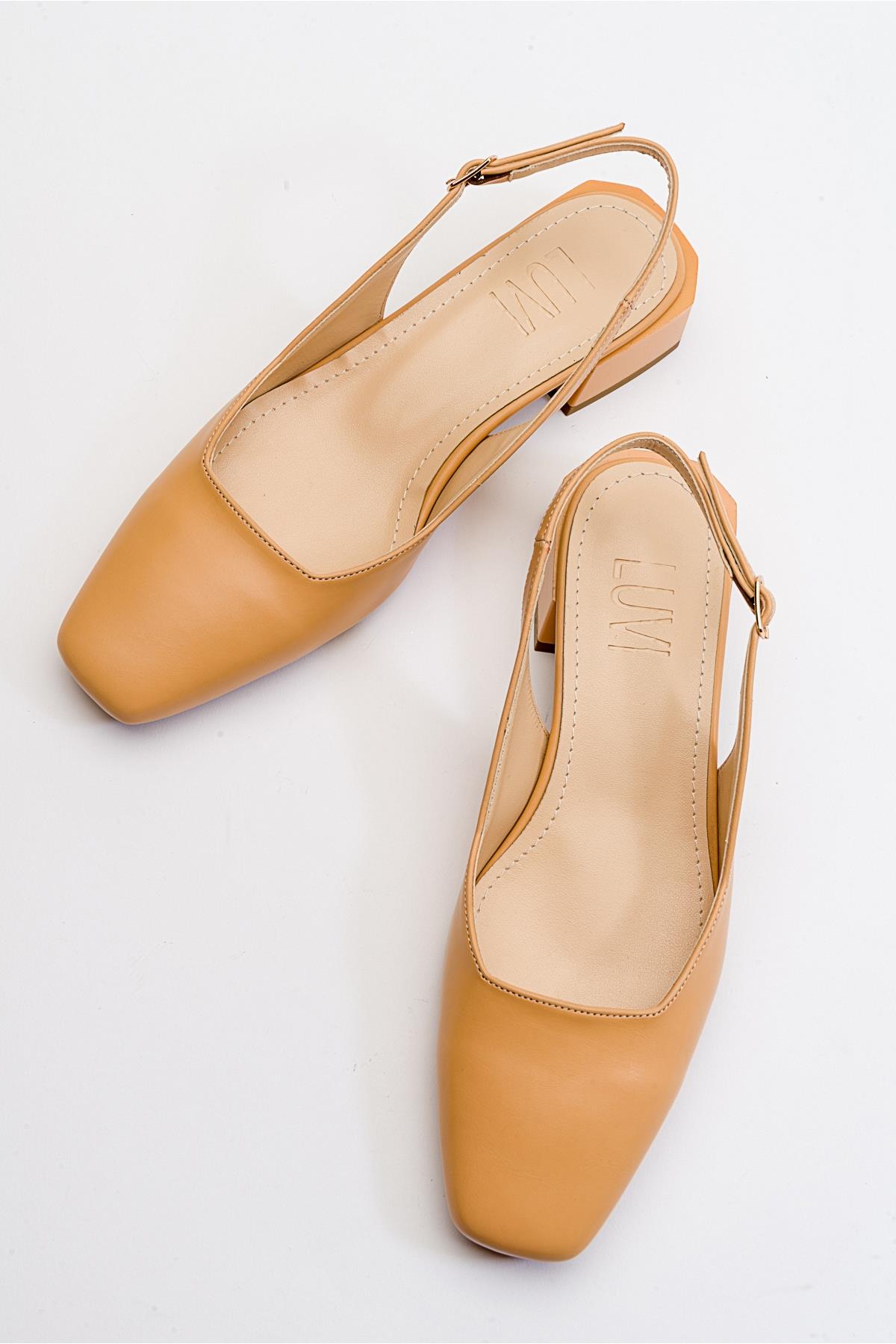 State - Taupe Heeled Shoe – heel view showing leather, Vowalisse