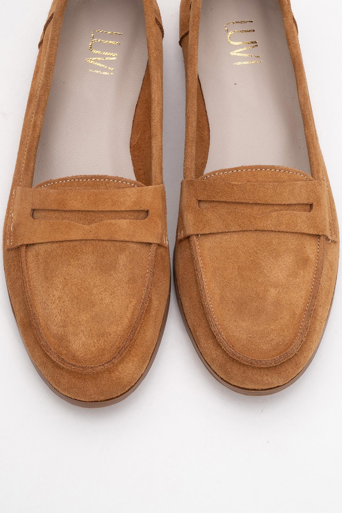 F02 - Cognac Genuine Leather Loafer Shoe – side view showing leather, suede, red, Vowalisse