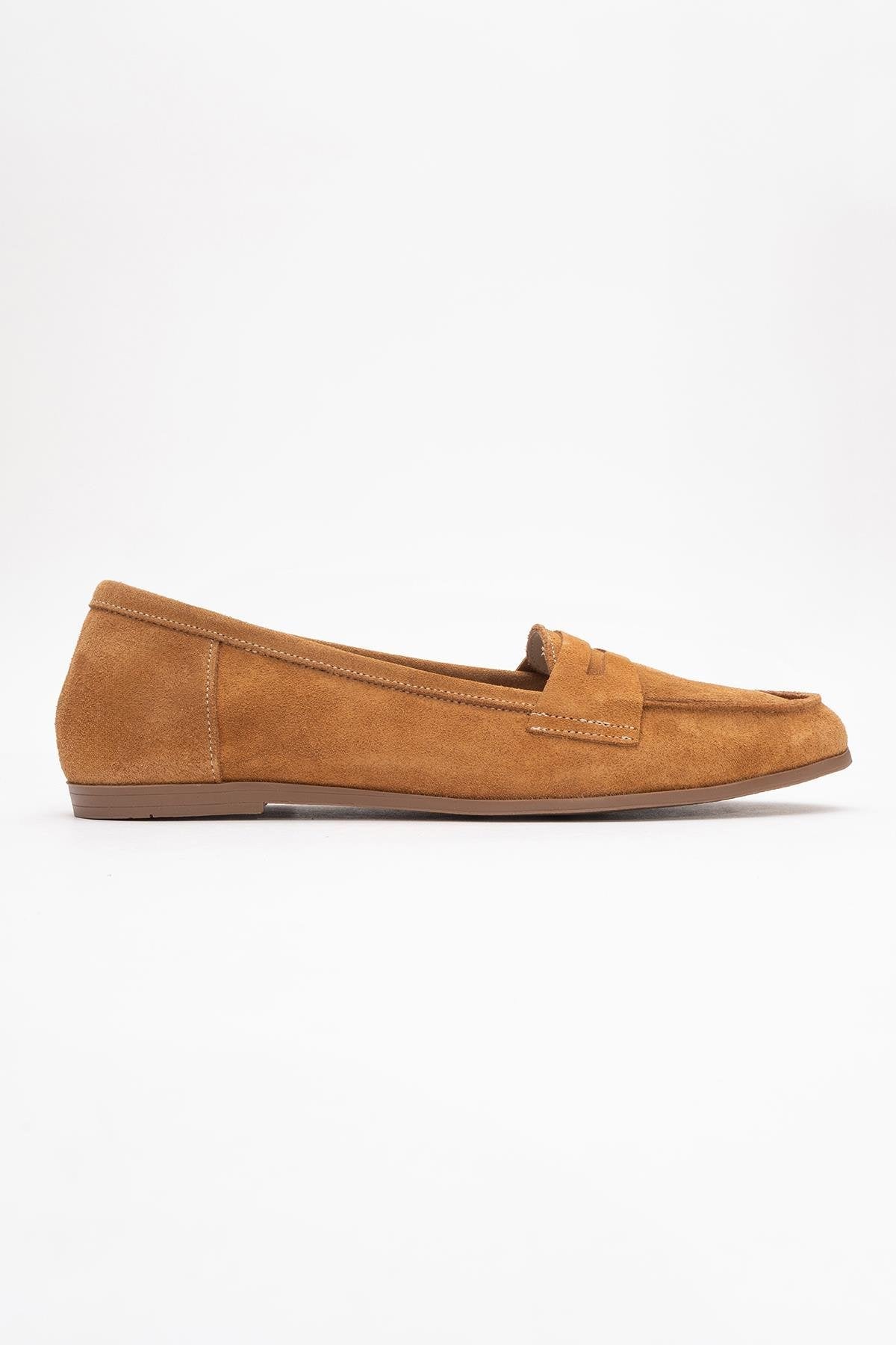 F02 - Cognac Genuine Leather Loafer Shoe – back view showing leather, suede, red, Vowalisse