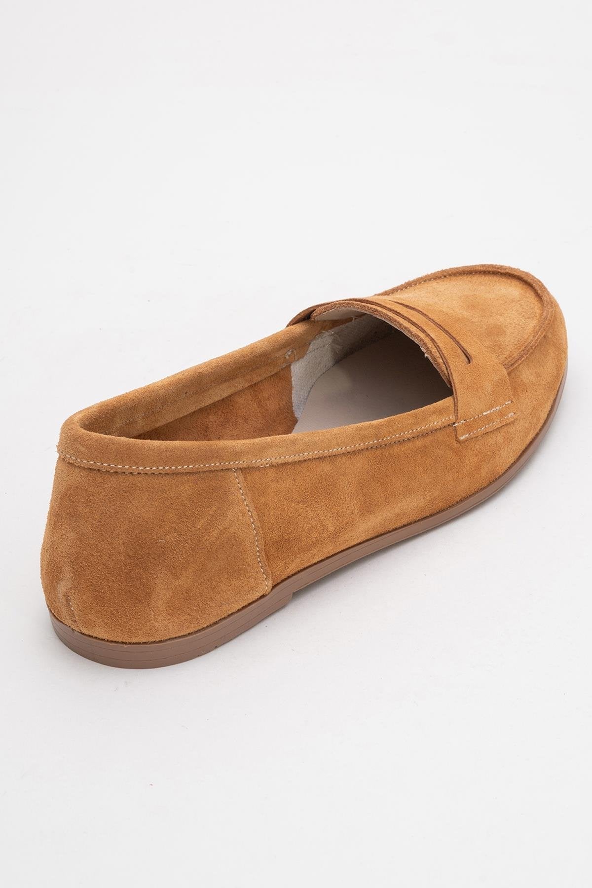 F02 - Cognac Genuine Leather Loafer Shoe – top view showing leather, suede, red, Vowalisse