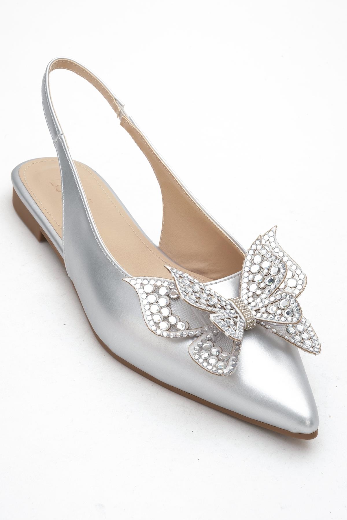 Oriol - Silver Pointed Toe Open-Back Ballet Flat – detail view showing leather, silver, Vowalisse