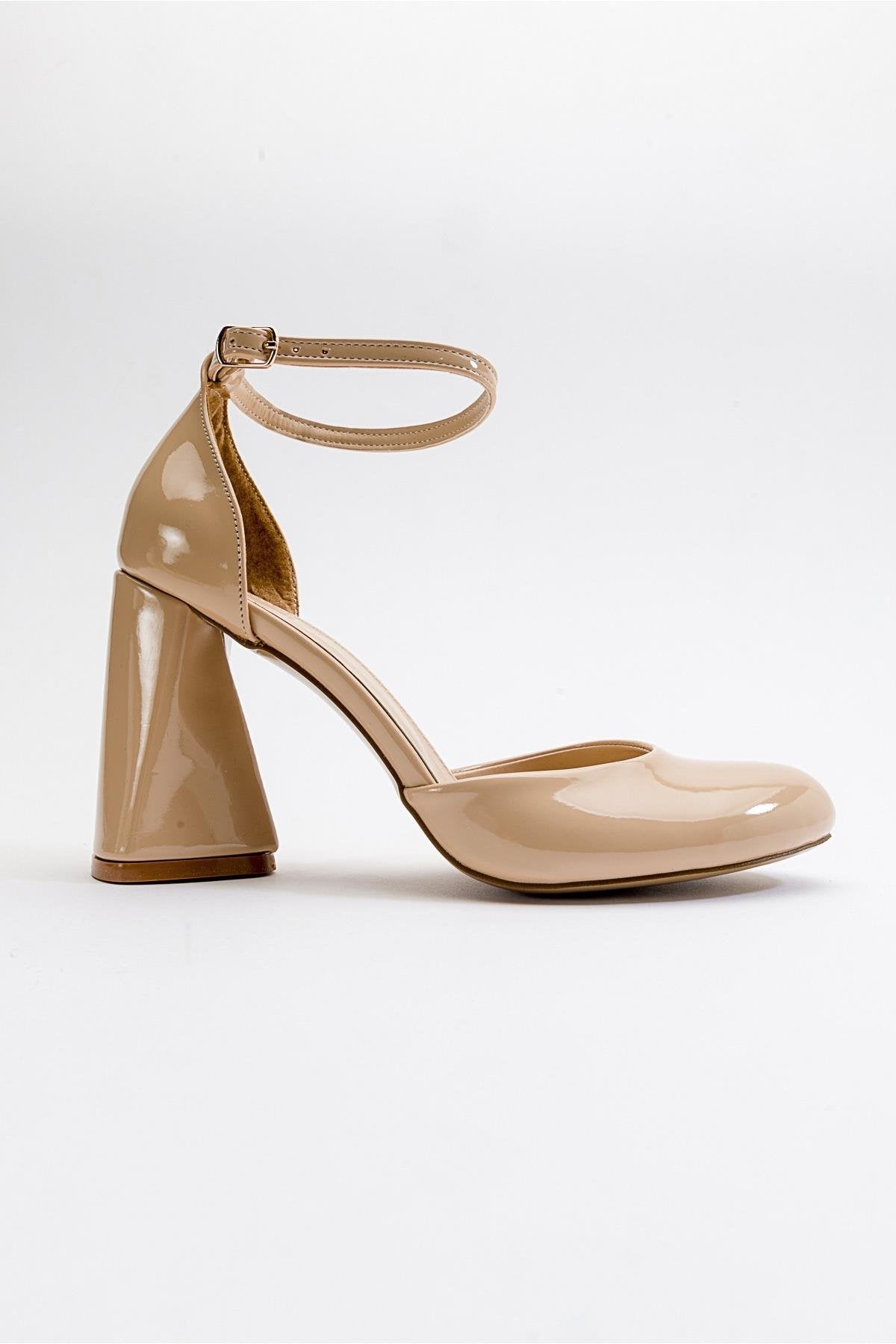 Oslo - Beige Heeled Shoe – top view showing leather, Vowalisse