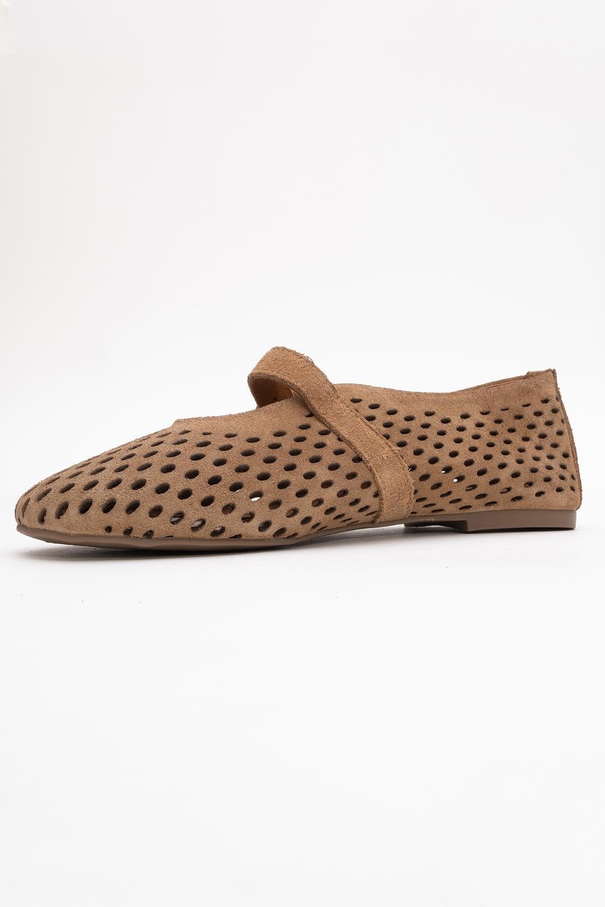 Arian Cognac Brown Suede Leather Ballet Flat – heel view showing leather, suede, red, Vowalisse