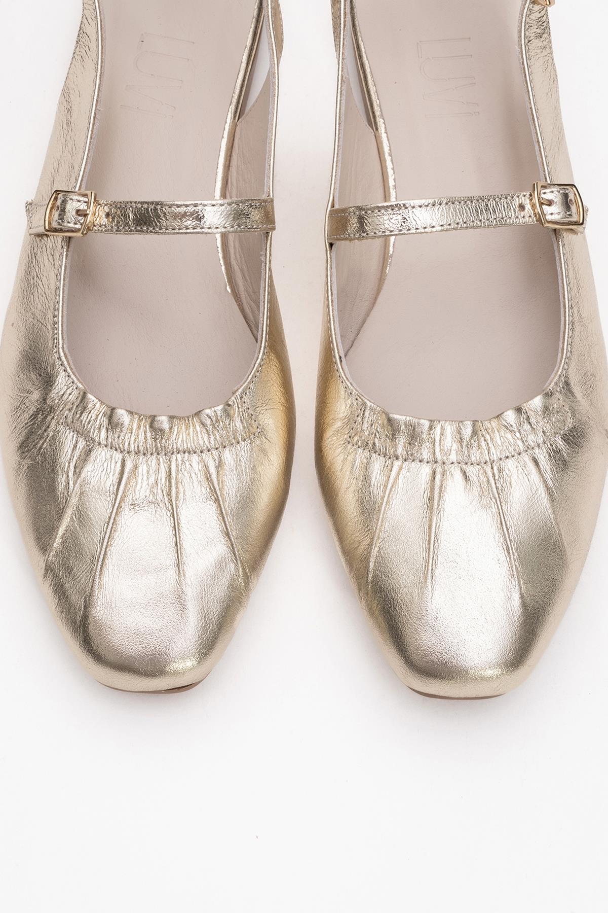 BRITNEY Gold Leather Closed-Toe Sandal – side view showing leather, gold, red, Vowalisse