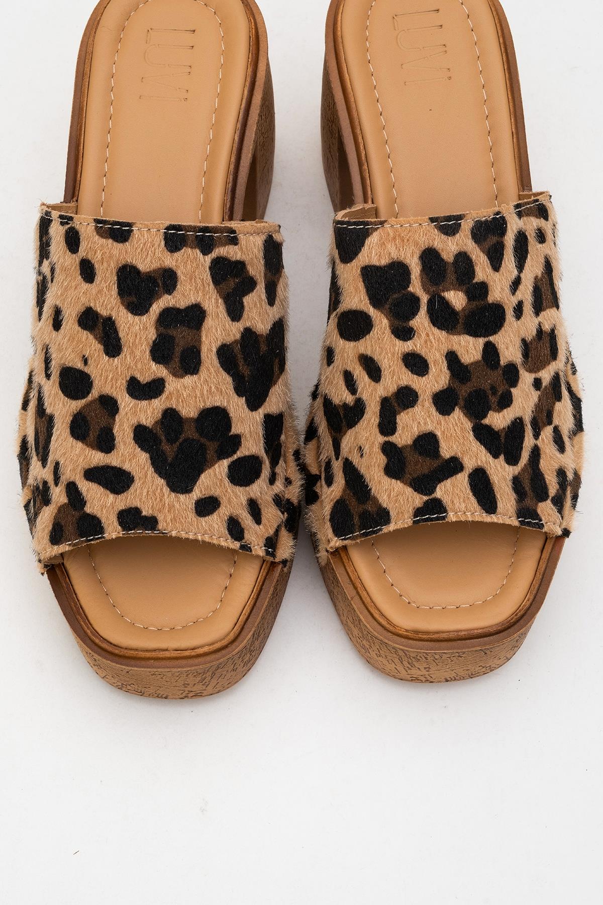 Pull - Leopard Suede Leather Heeled Mules(Copy) – side view showing leather, suede, red, Vowalisse