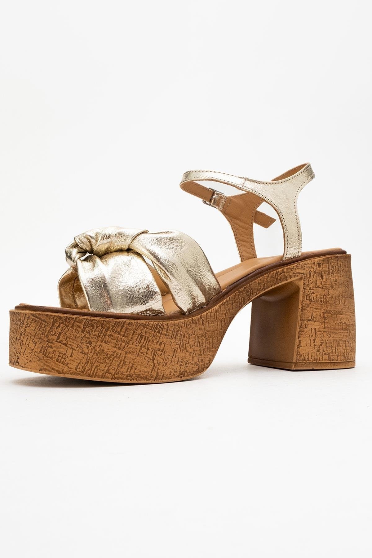 Tily - Gold Platform Wedge Leather Sandal – detail view showing leather, gold, Vowalisse