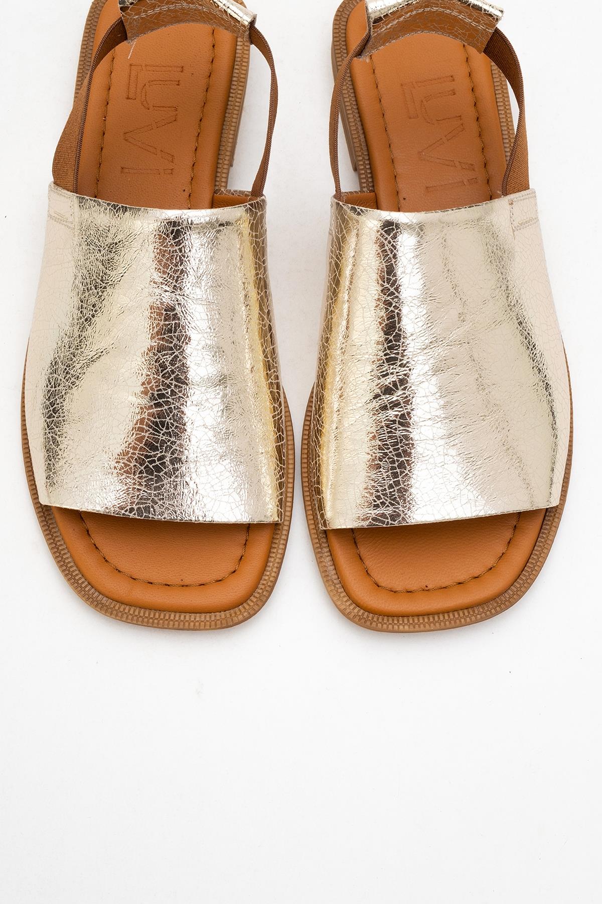 Fuela - Gold Leather Sandals – side view showing leather, gold, Vowalisse