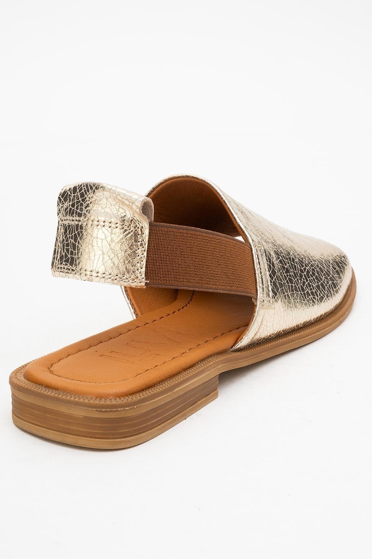 Fuela - Gold Leather Sandals – back view showing leather, gold, Vowalisse