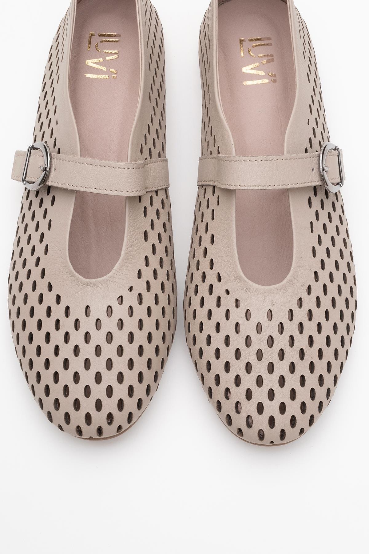 Arian Cream Beige Leather Ballet Flat – side view showing leather, red, Vowalisse