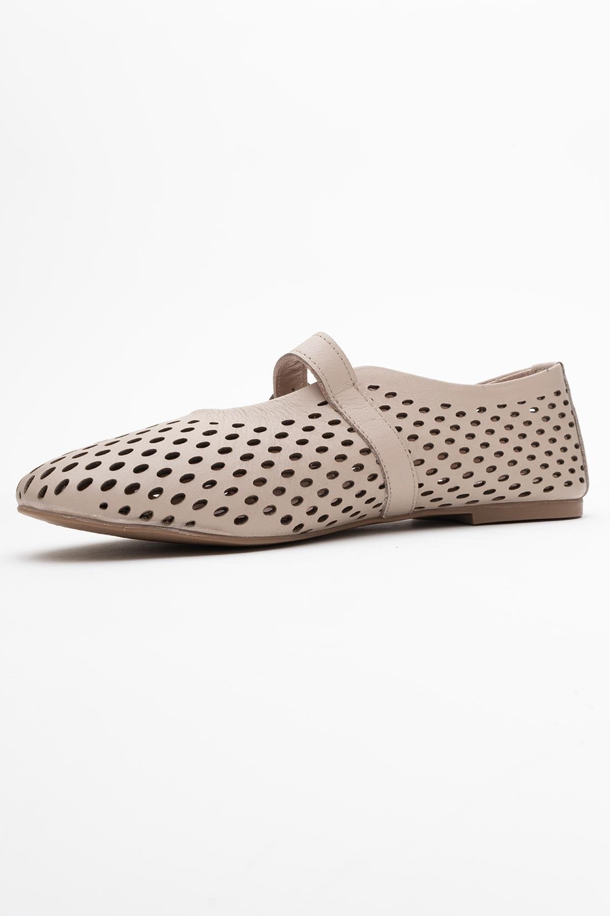 Arian Cream Beige Leather Ballet Flat – heel view showing leather, red, Vowalisse