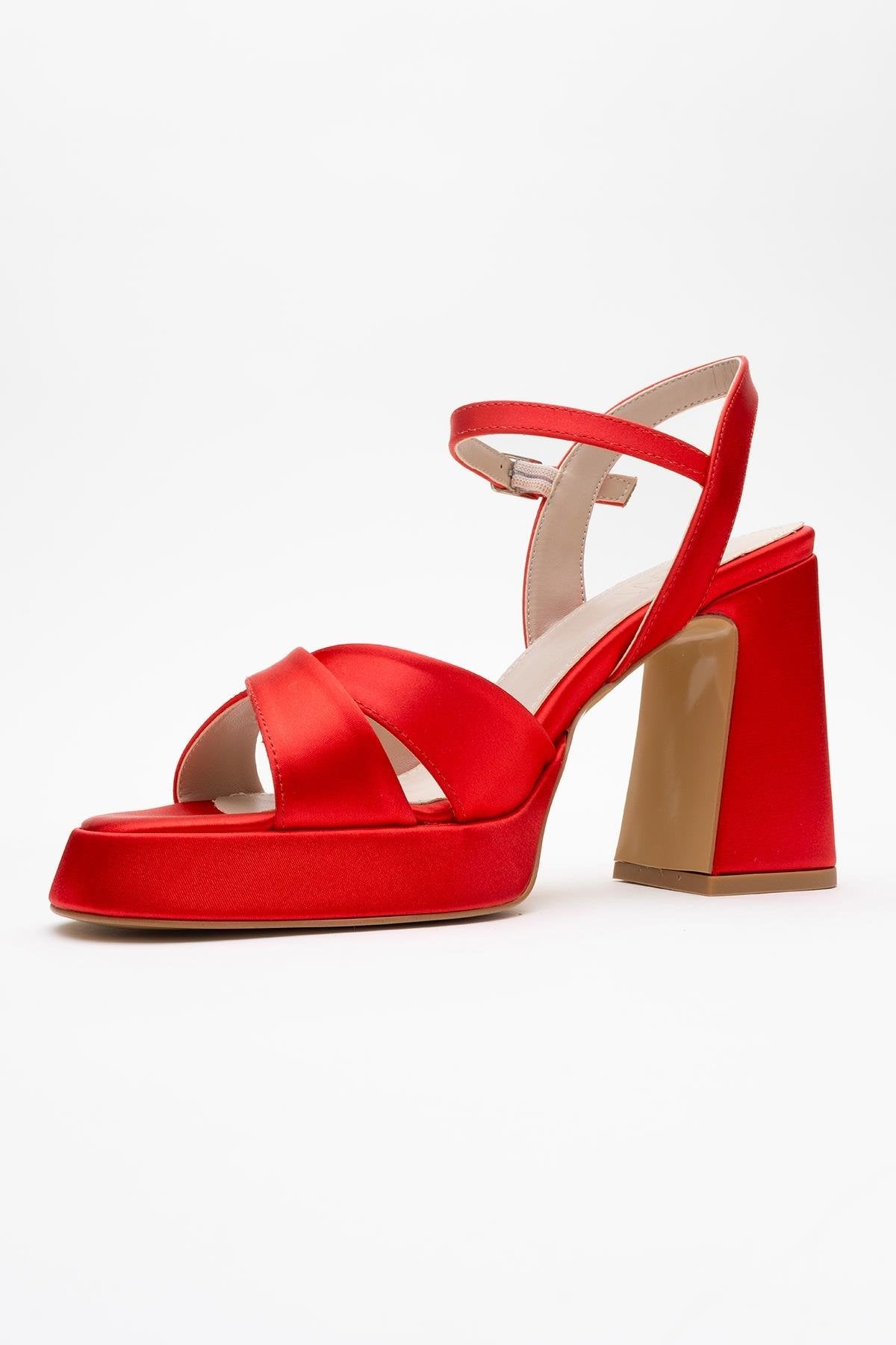 Lello - Red Satin Platform Heel Shoe – heel view showing satin, leather, red, Vowalisse