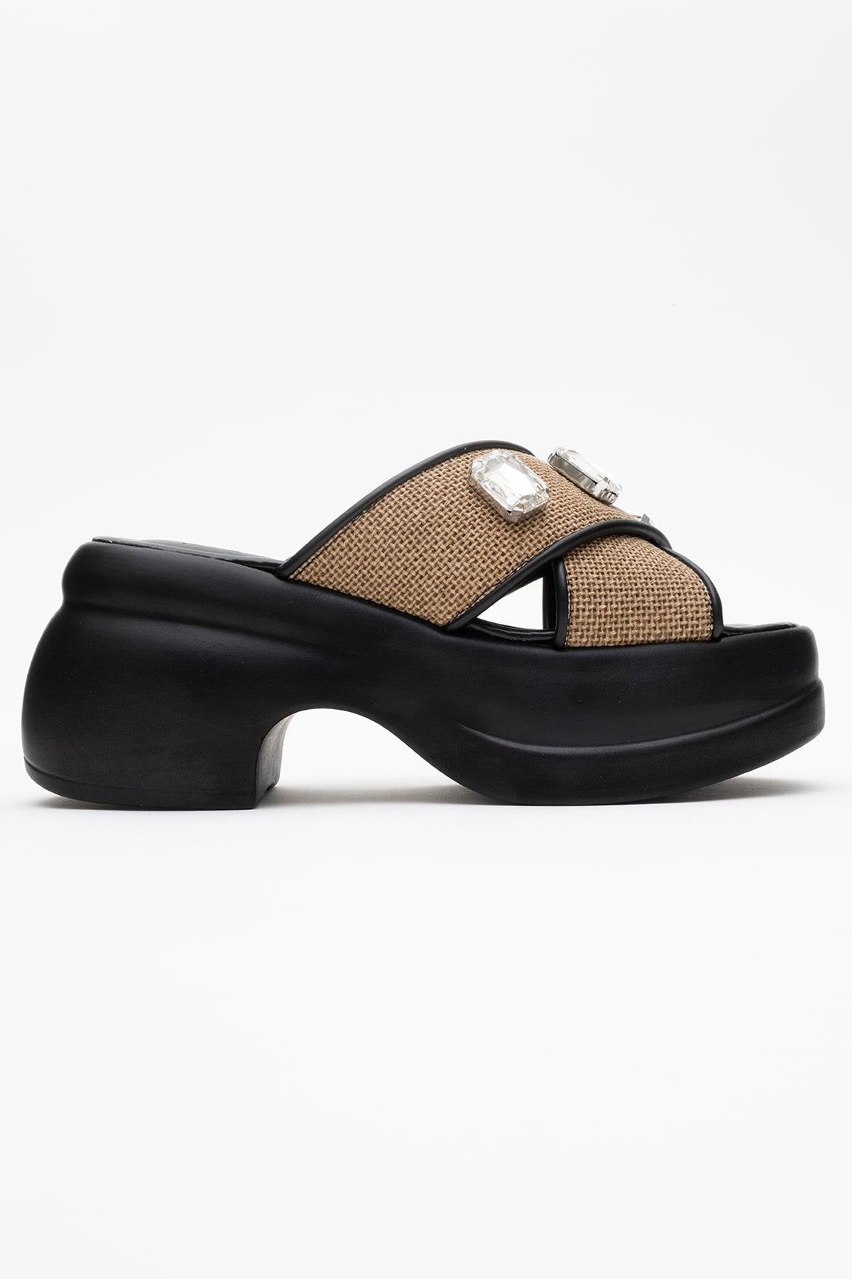 Giev - Black Woven Platform Mule – top view showing leather, black, Vowalisse