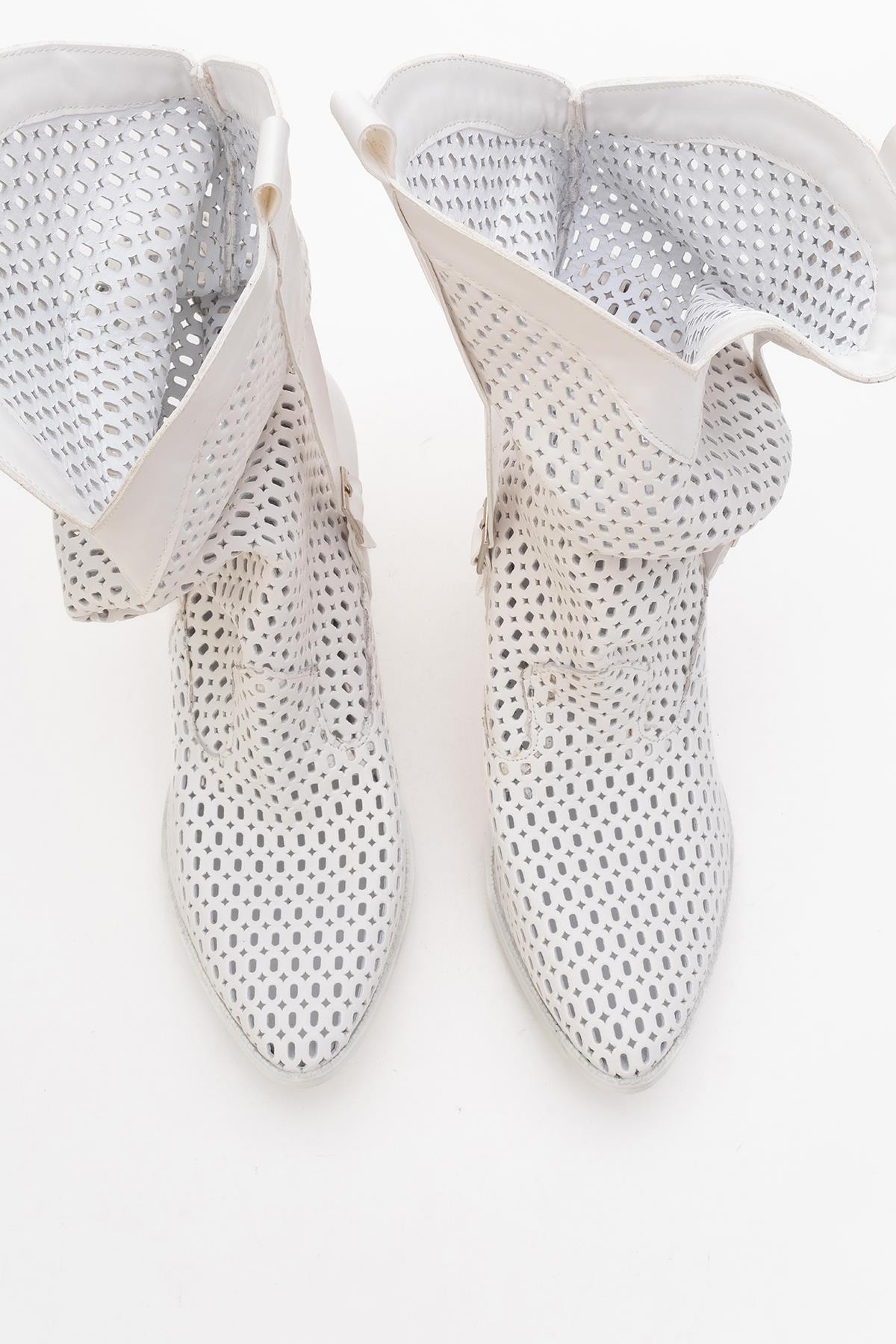 Larry White Elasticated Block Heel Boot – top view showing leather, white, red, Vowalisse