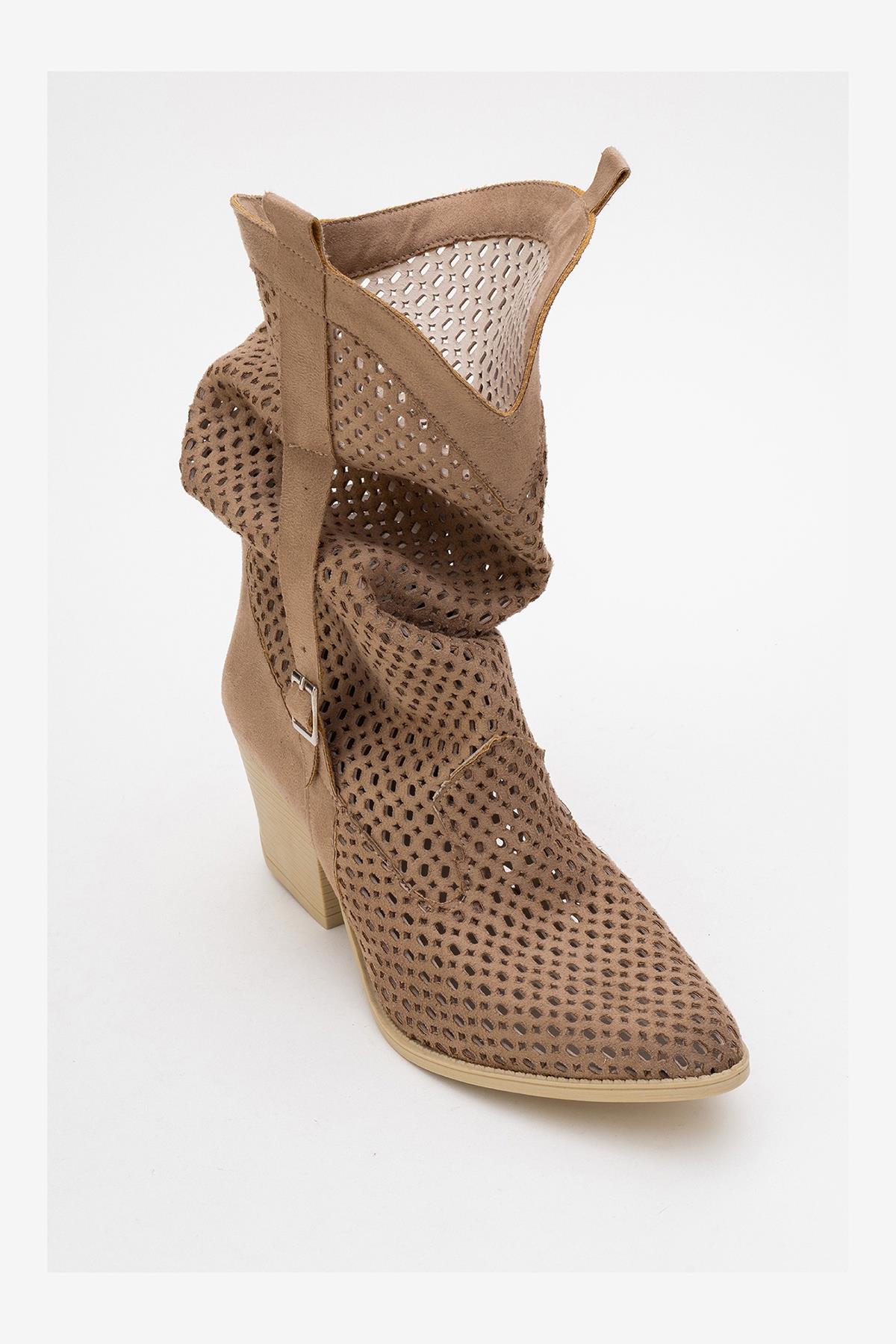 Larry Dark Beige Elasticated Block Heel Boot – top view showing leather, red, Vowalisse